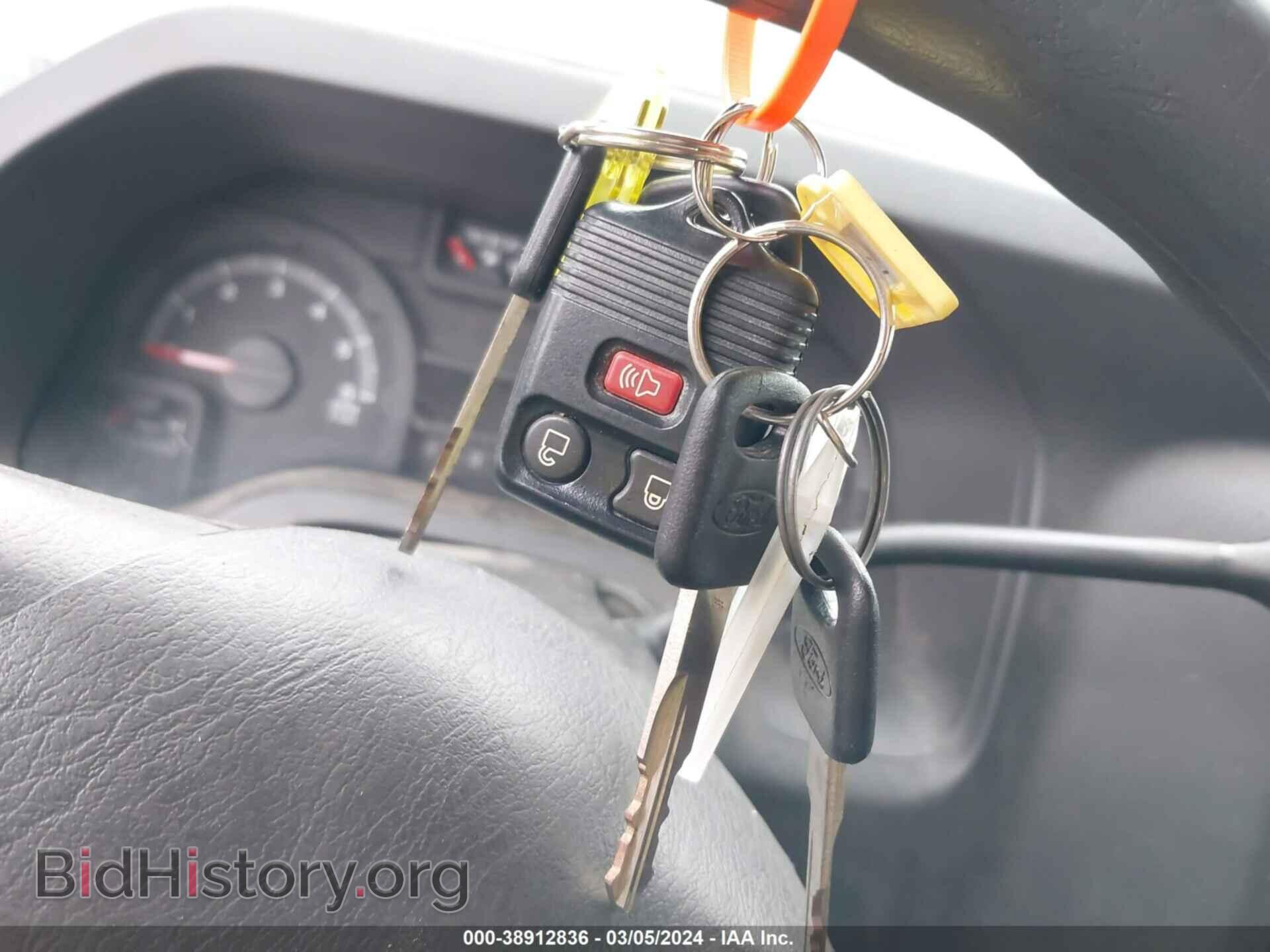 2013 FORD E-250 - VIN: 1FTNE2EL9DDB05382 - Фото 11