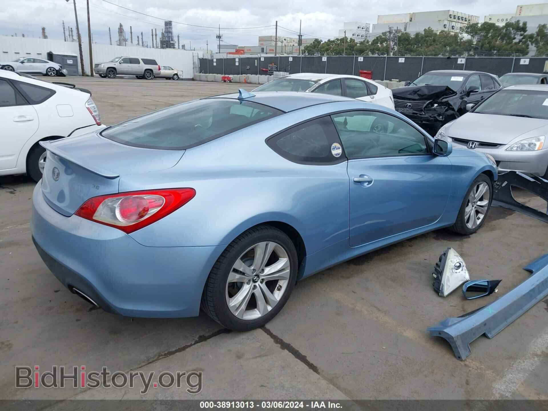 2010 HYUNDAI GENESIS - VIN: KMHHU6KH9AU034019 - Фото 4