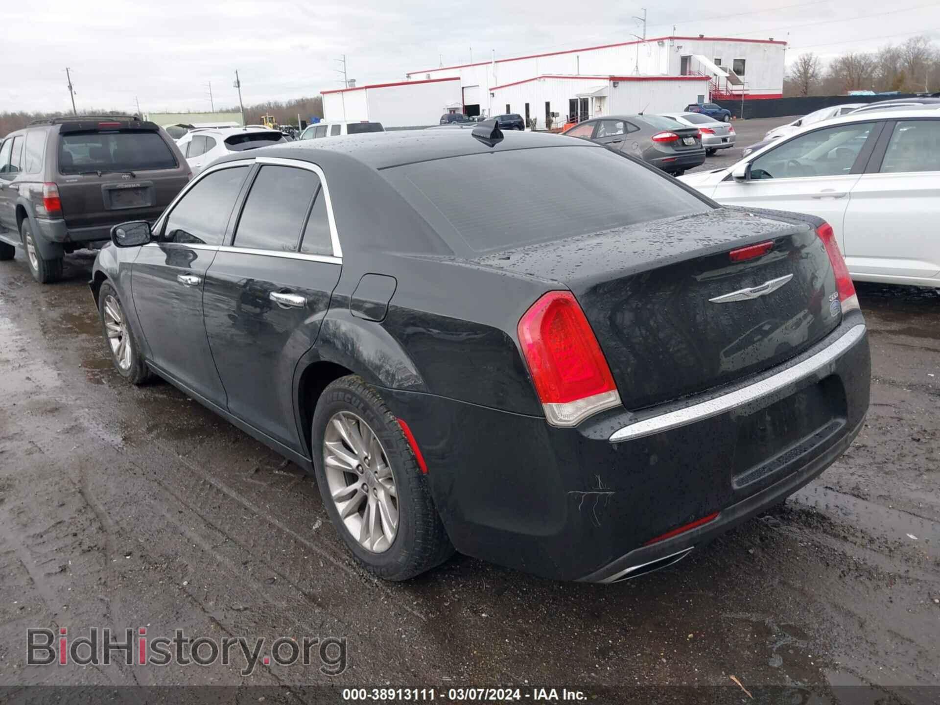 2016 CHRYSLER 300 - VIN: 2C3CCAAG1GH238844 - Фото 3
