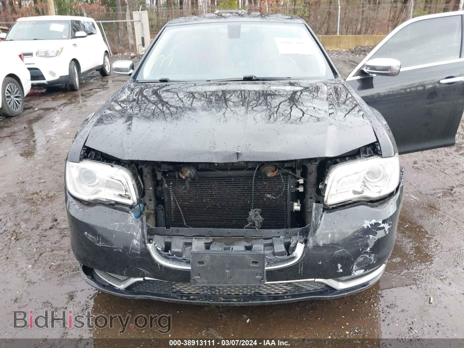 2016 CHRYSLER 300 - VIN: 2C3CCAAG1GH238844 - Фото 6