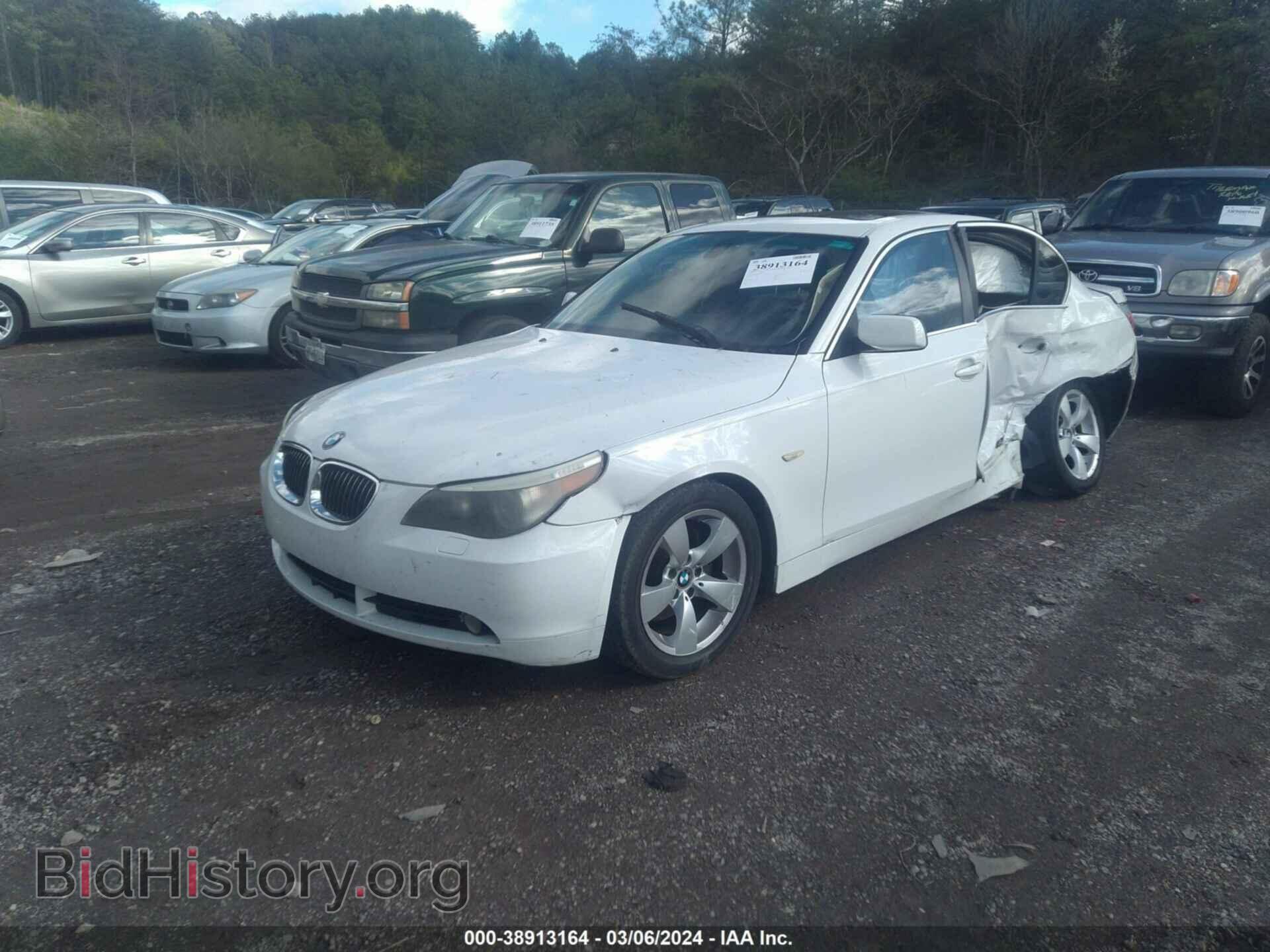 2007 BMW 525I - VIN: WBANE53547CW59149 - Фото 2