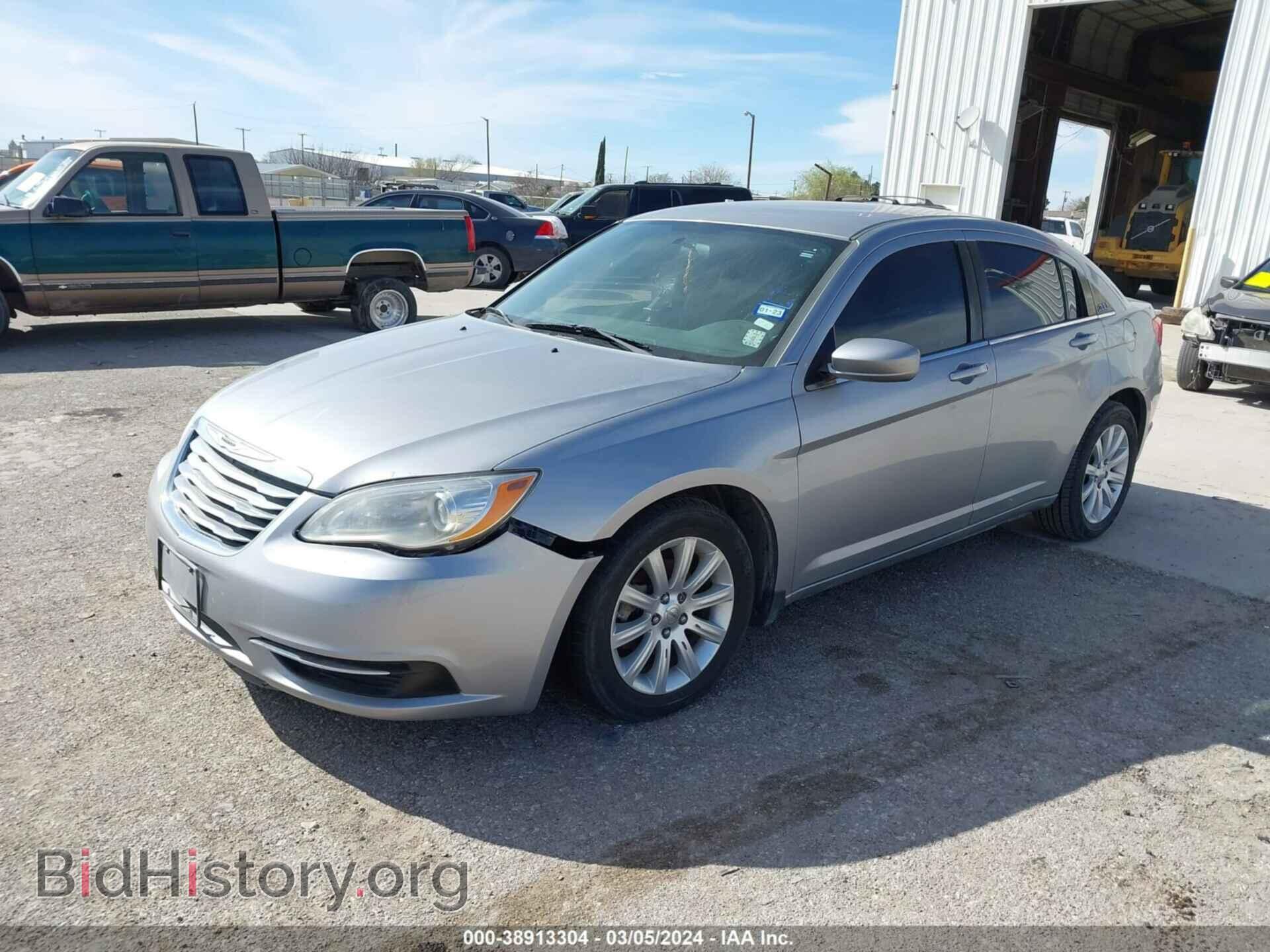 2014 CHRYSLER 200 - VIN: 1C3CCBBG6EN105490 - Фото 2