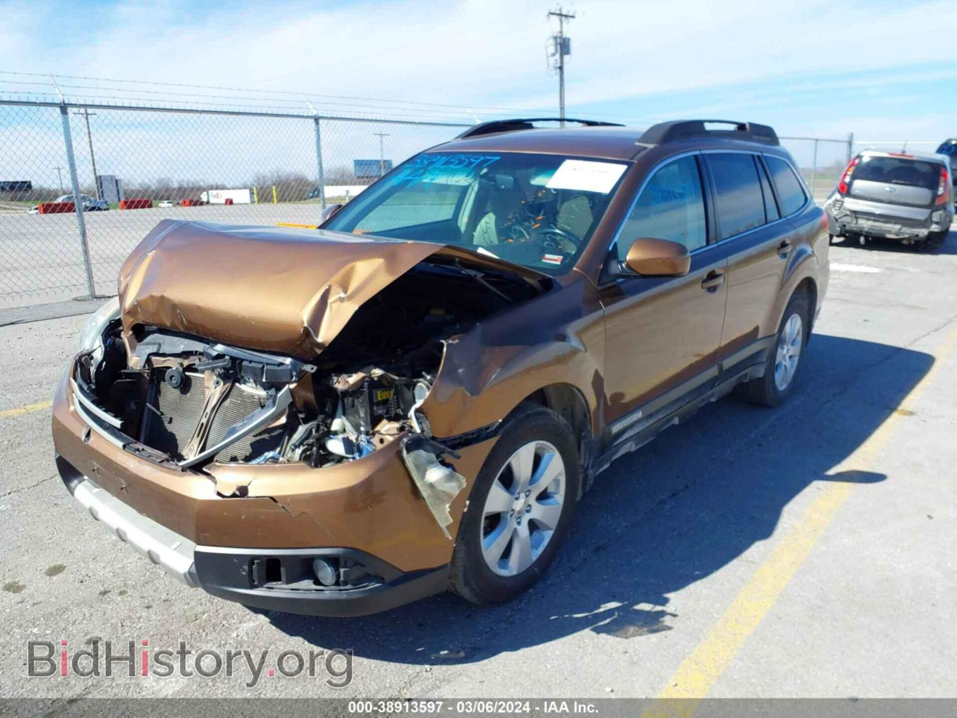2011 SUBARU OUTBACK - VIN: 4S4BRCCC1B3323699 - Фото 2
