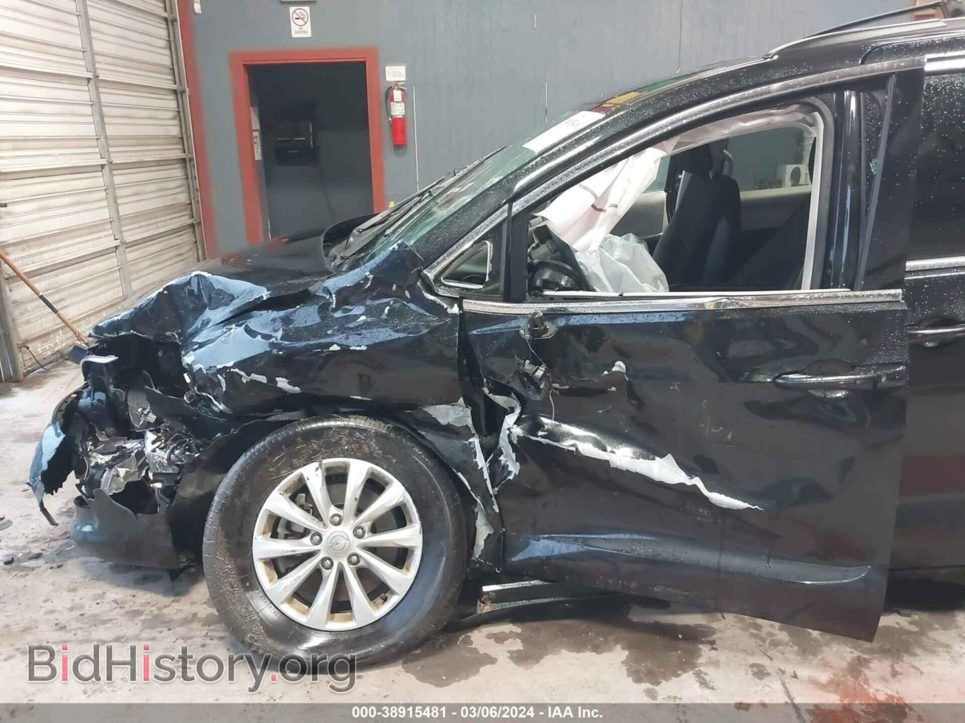 2017 CHRYSLER PACIFICA - VIN: 2C4RC1DG7HR512237 - Фото 6