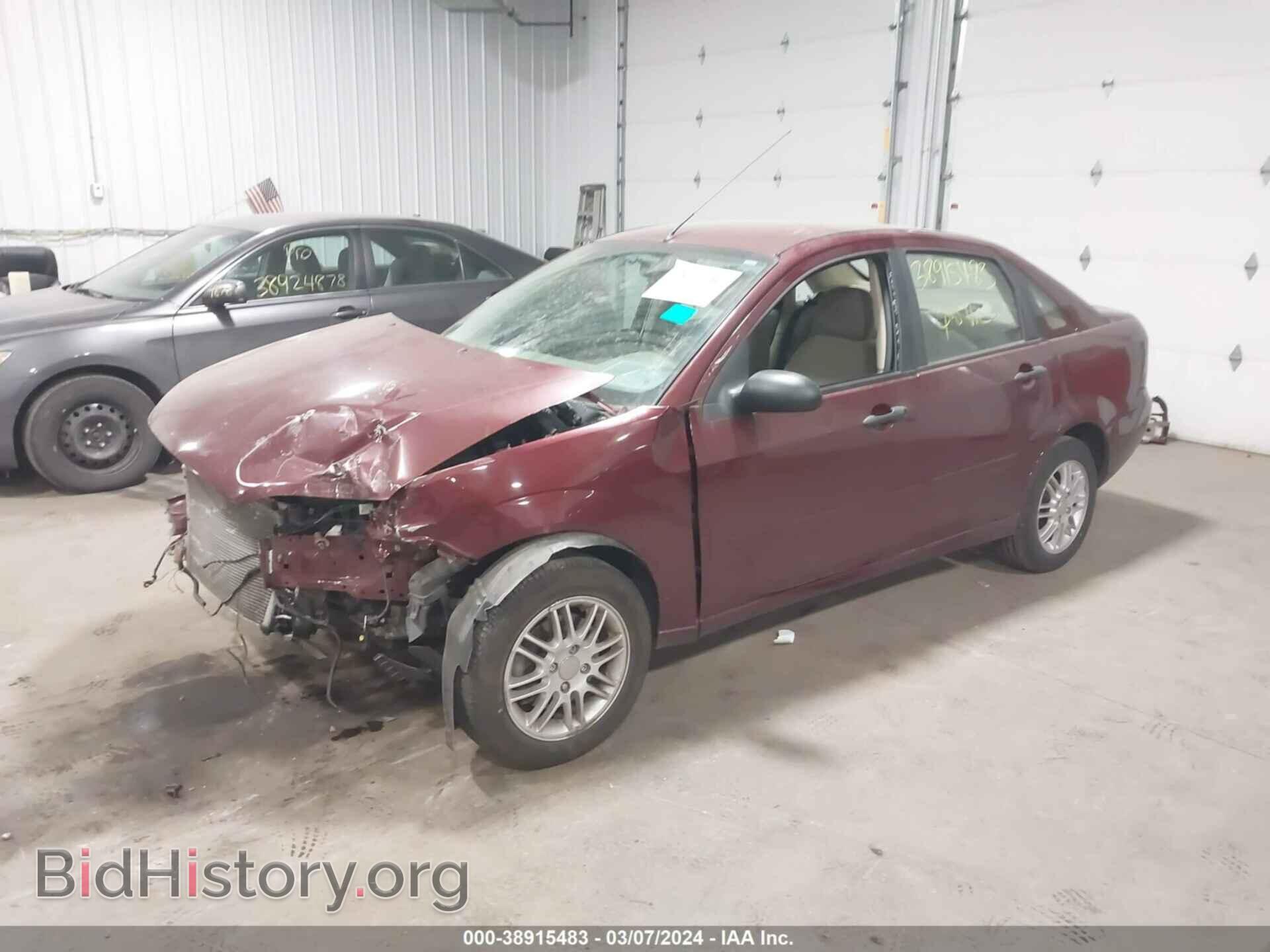 2007 FORD FOCUS - VIN: 1FAFP34N67W251017 - Фото 2