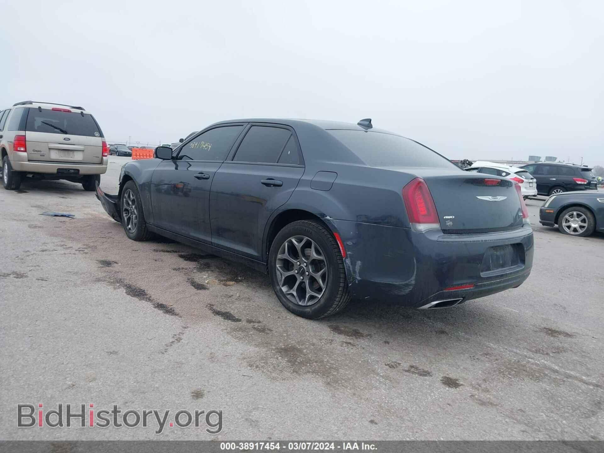 2016 CHRYSLER 300 - VIN: 2C3CCAGG6GH208584 - Фото 3