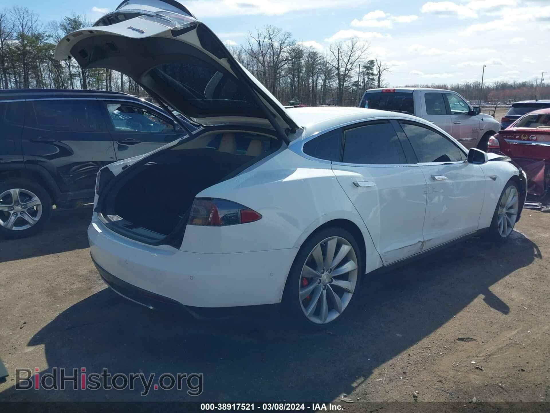 2014 TESLA MODEL S - VIN: 5YJSA1H21EFP65566 - Фото 4