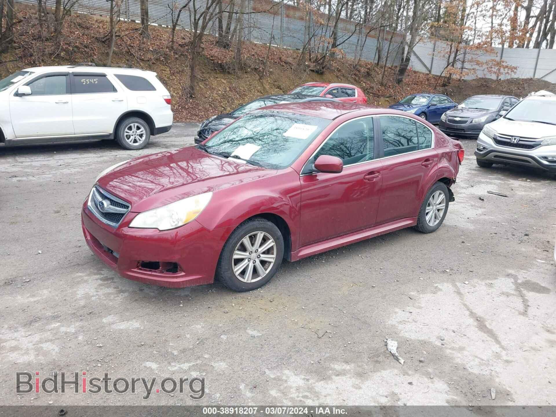 2011 SUBARU LEGACY - VIN: 4S3BMBC65B3219241 - Фото 2