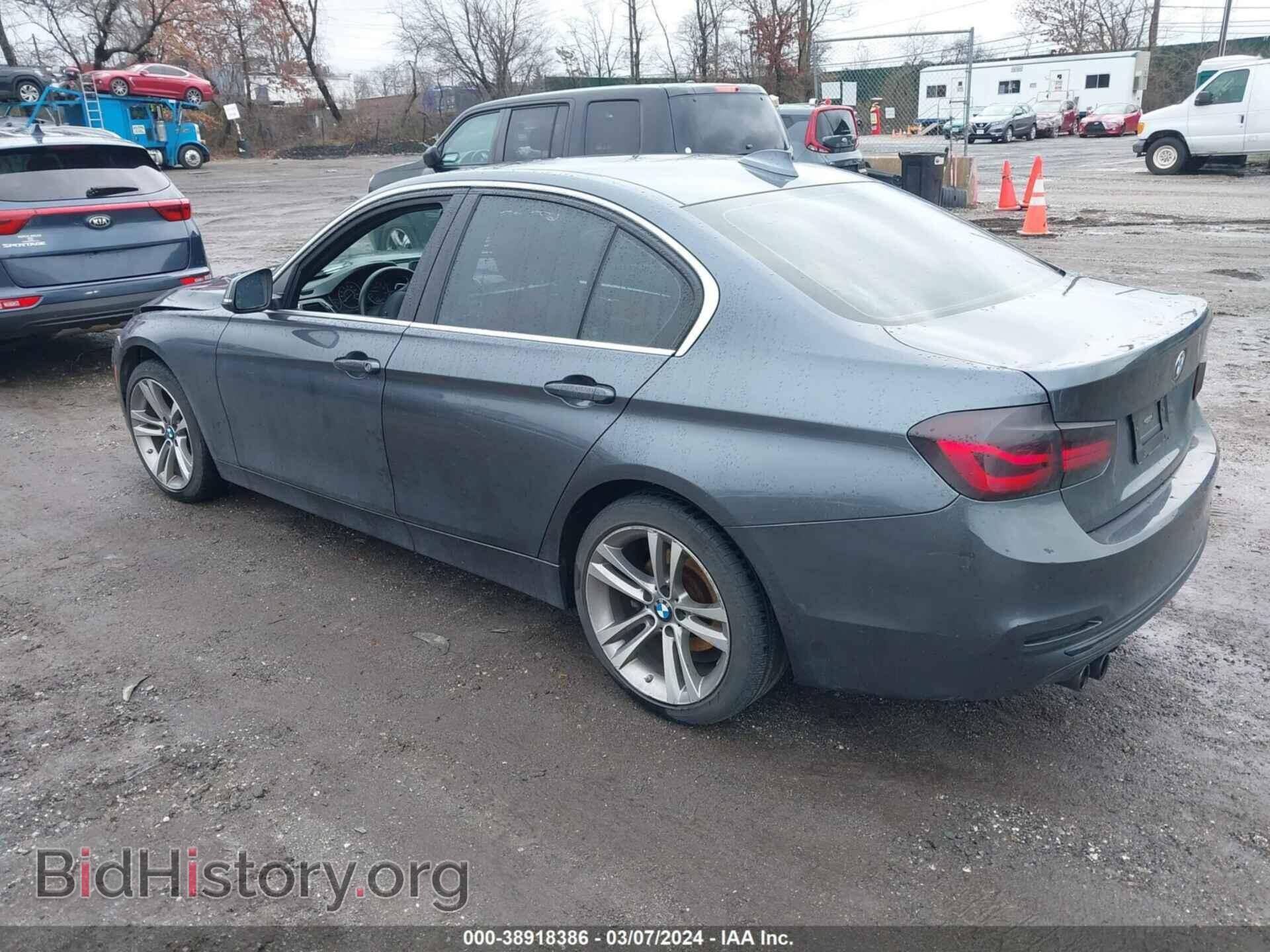 2018 BMW 330I - VIN: WBA8D9C53JEM32702 - Фото 3