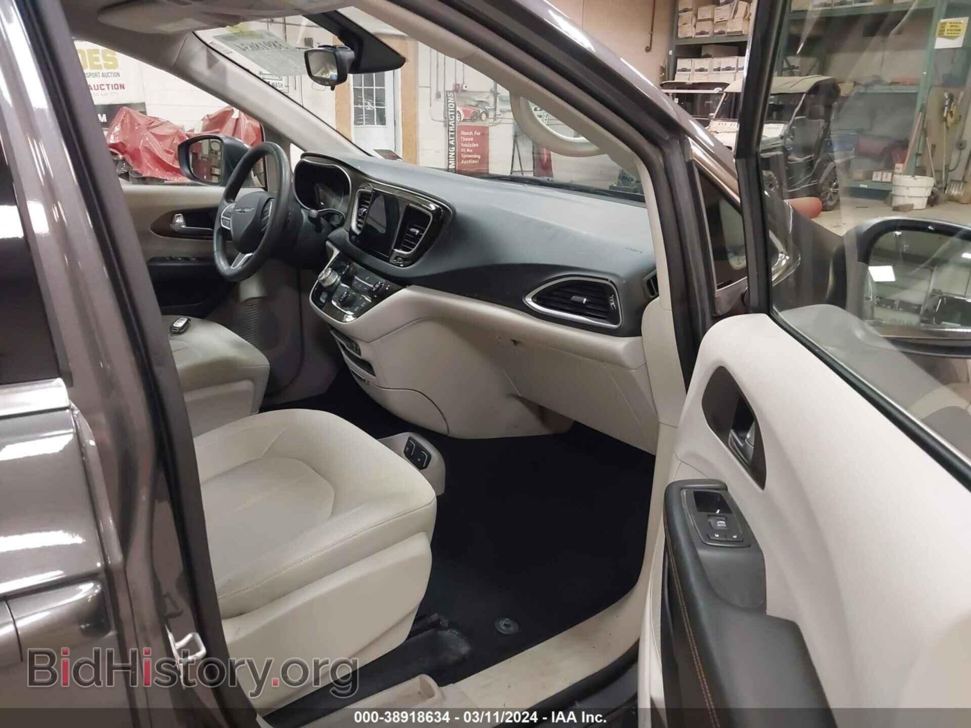 2017 CHRYSLER PACIFICA - VIN: 2C4RC1DG9HR515771 - Фото 5