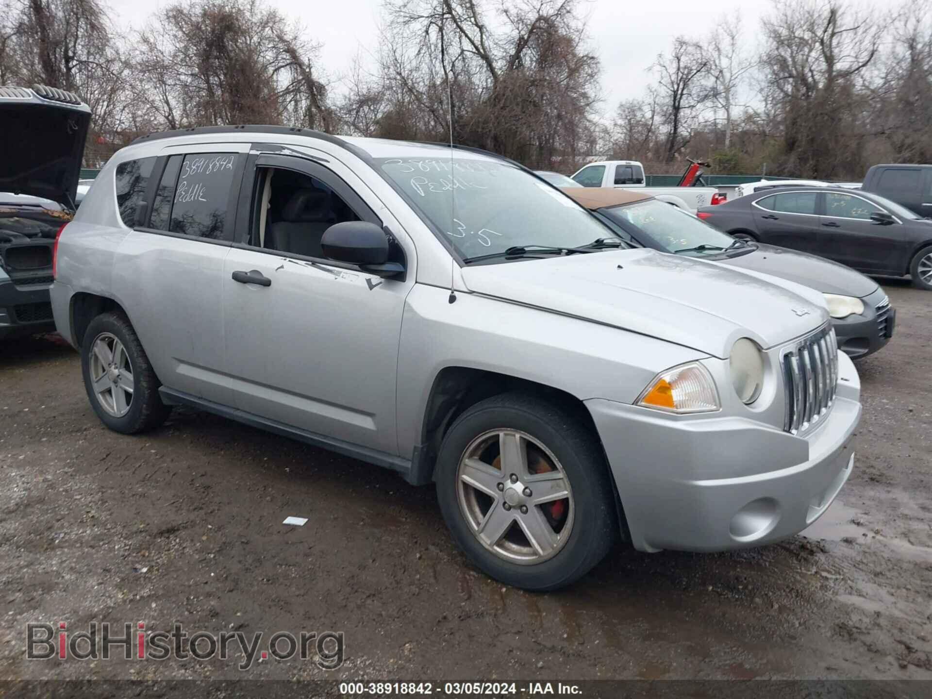 Фотография 1J8FF47W77D347301 - JEEP COMPASS 2007