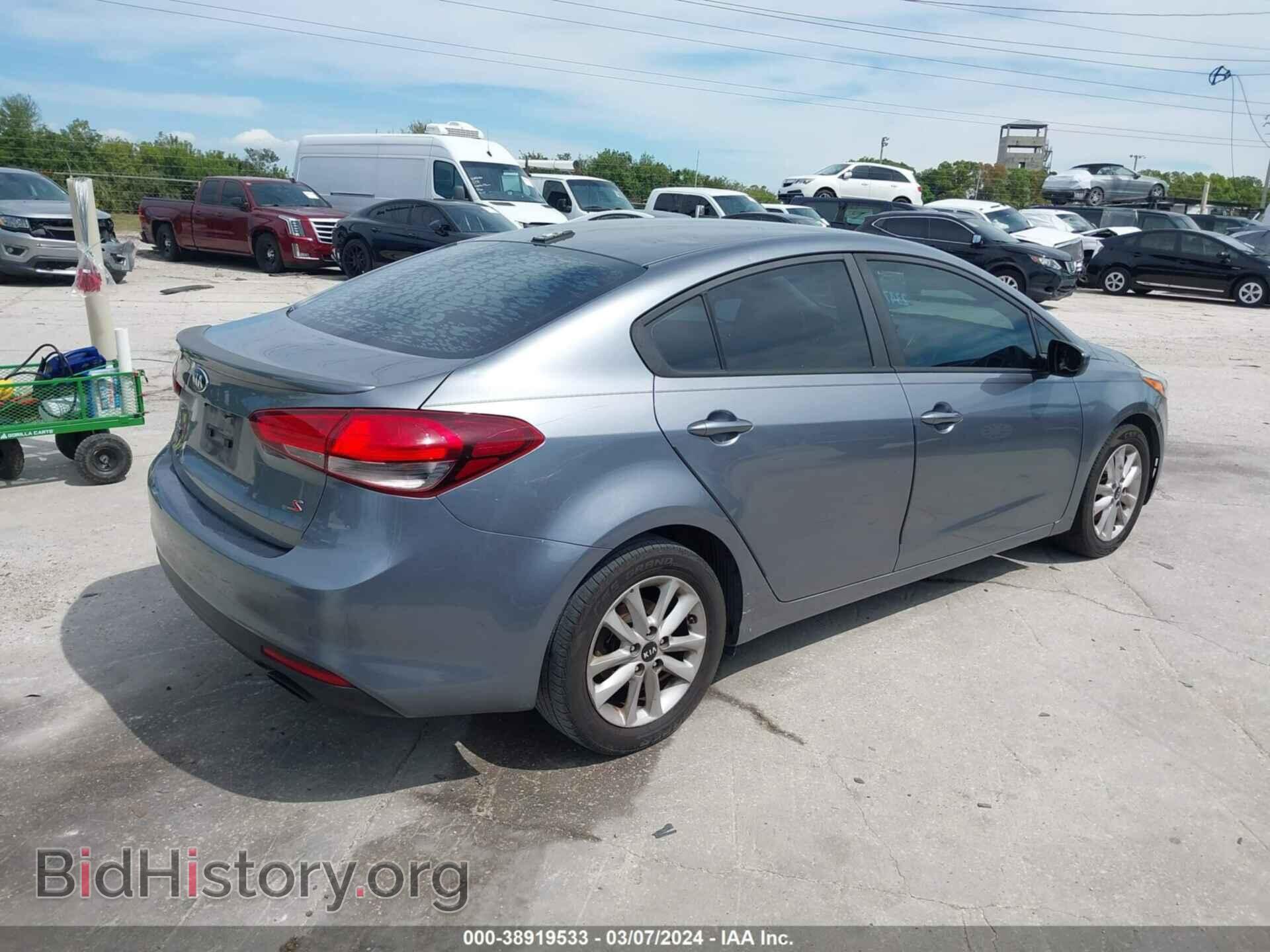 2017 KIA FORTE - VIN: 3KPFL4A78HE049714 - Фото 4