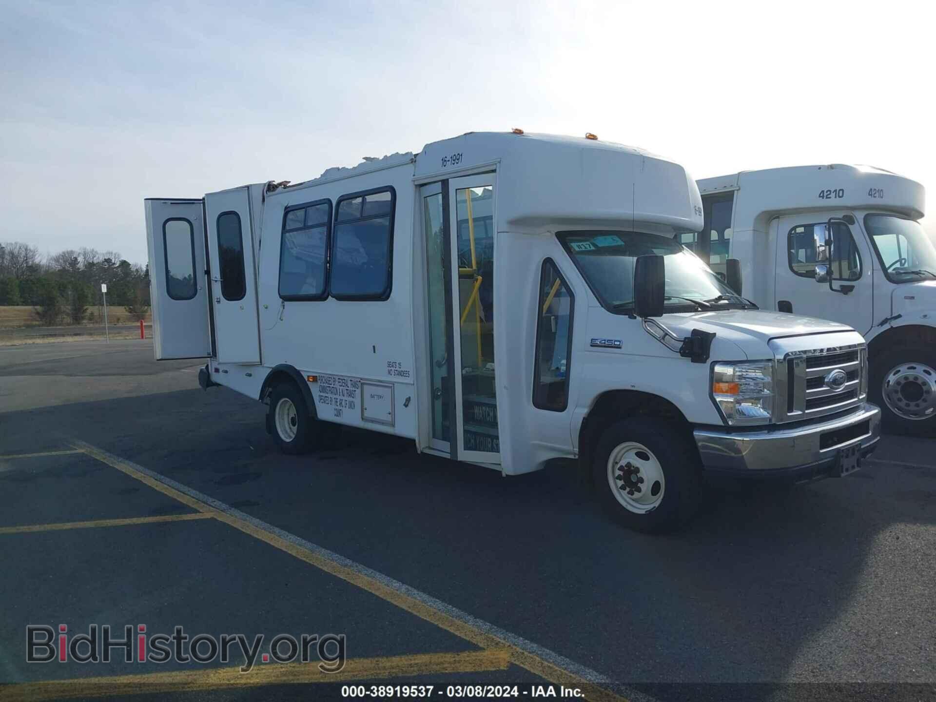 Photo 1FDFE4FSXJDC36267 - FORD E-450 CUTAWAY 2018