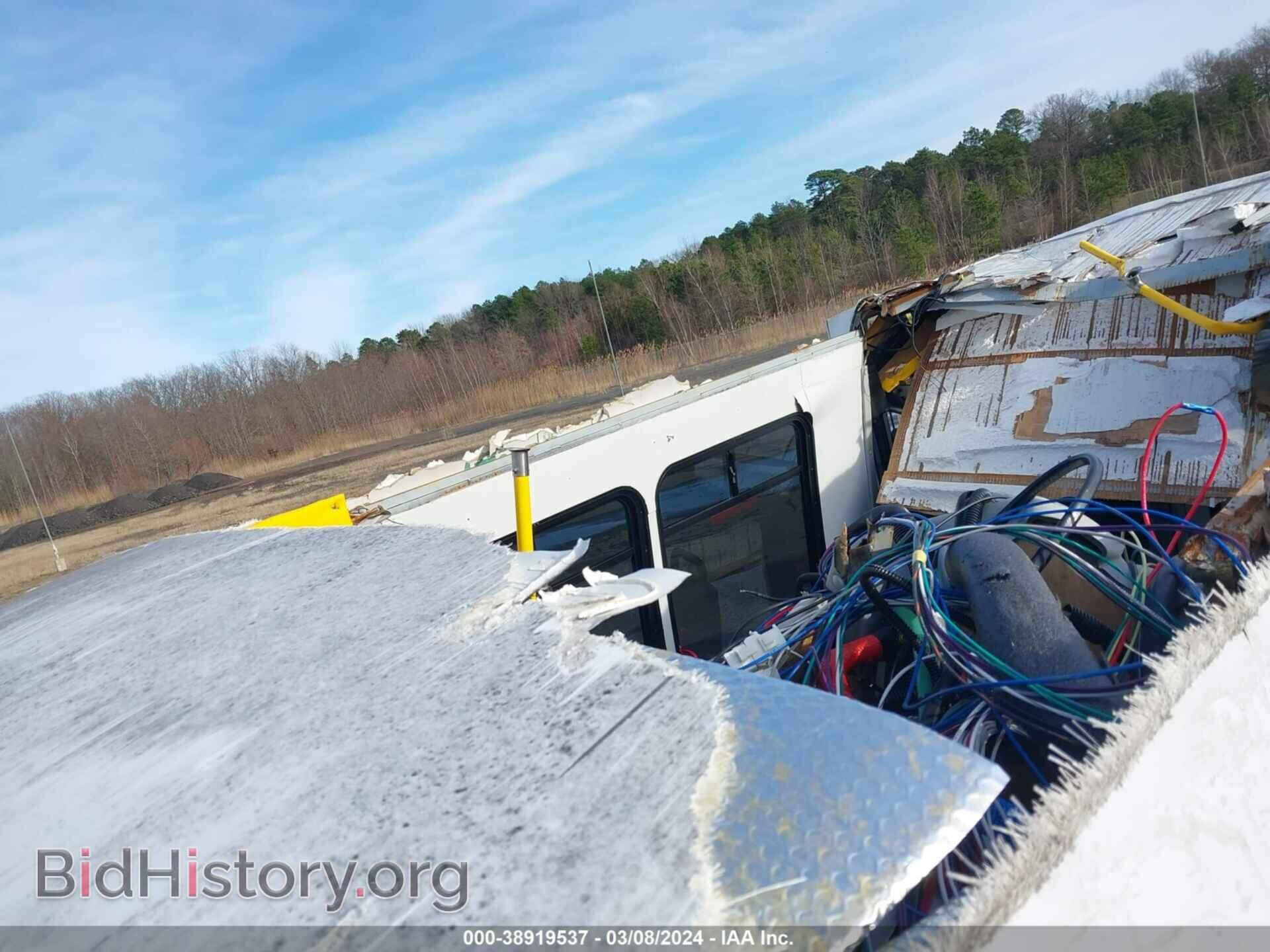 2018 FORD E-450 CUTAWAY - VIN: 1FDFE4FSXJDC36267 - Фото 11