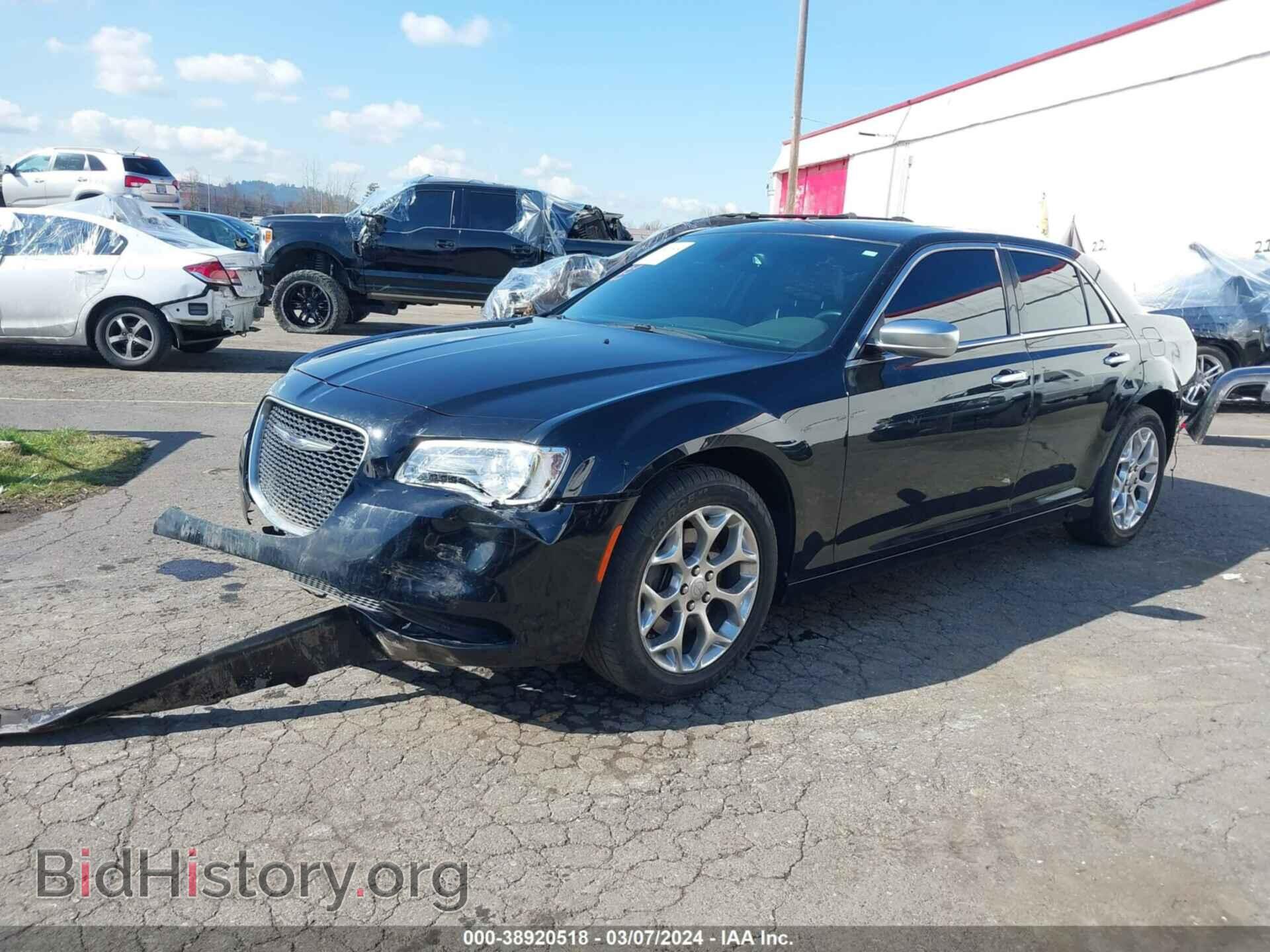 2016 CHRYSLER 300C - VIN: 2C3CCASG6GH157028 - Фото 2