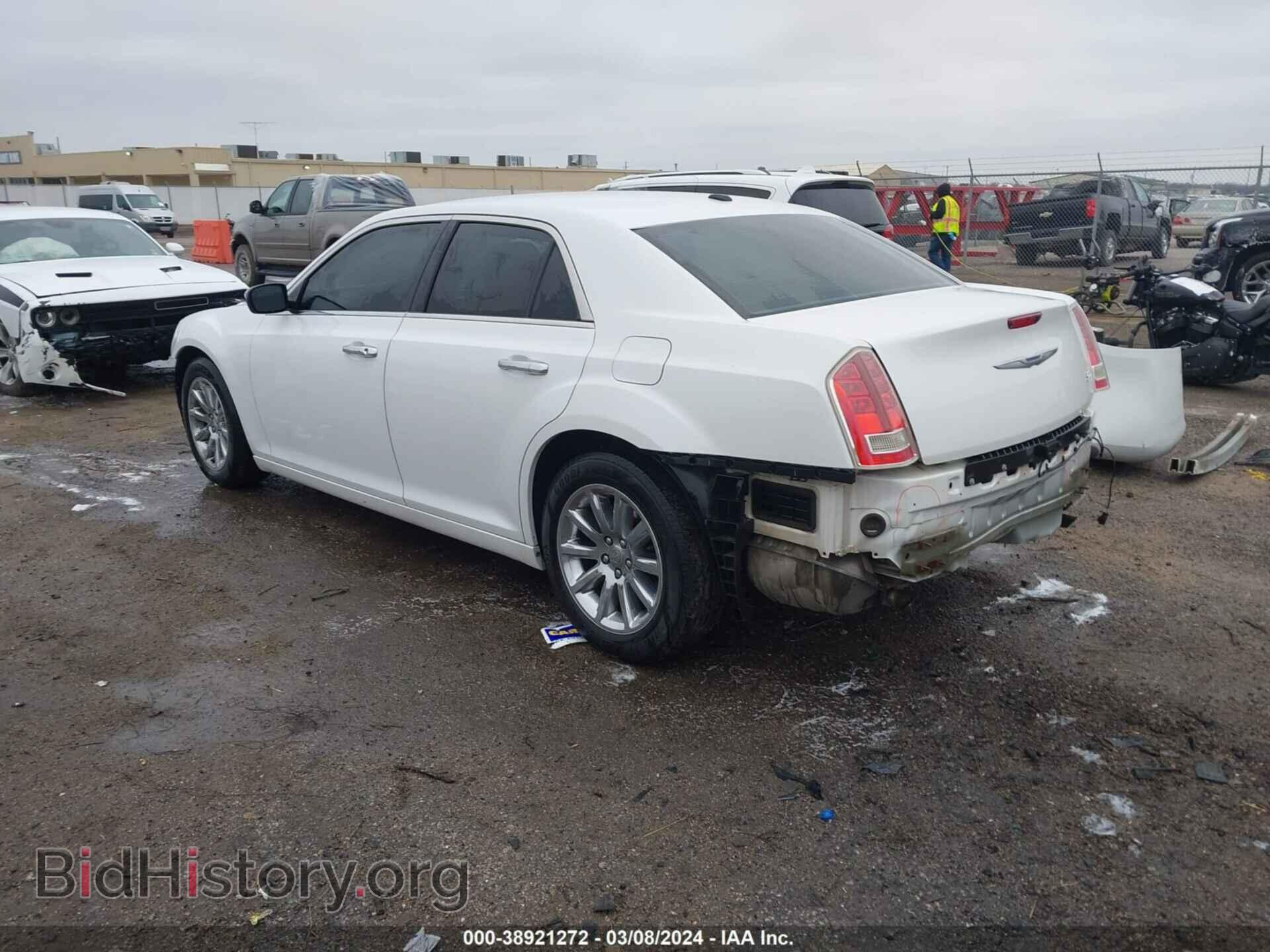 2012 CHRYSLER 300 - VIN: 2C3CCACG7CH231775 - Фото 3