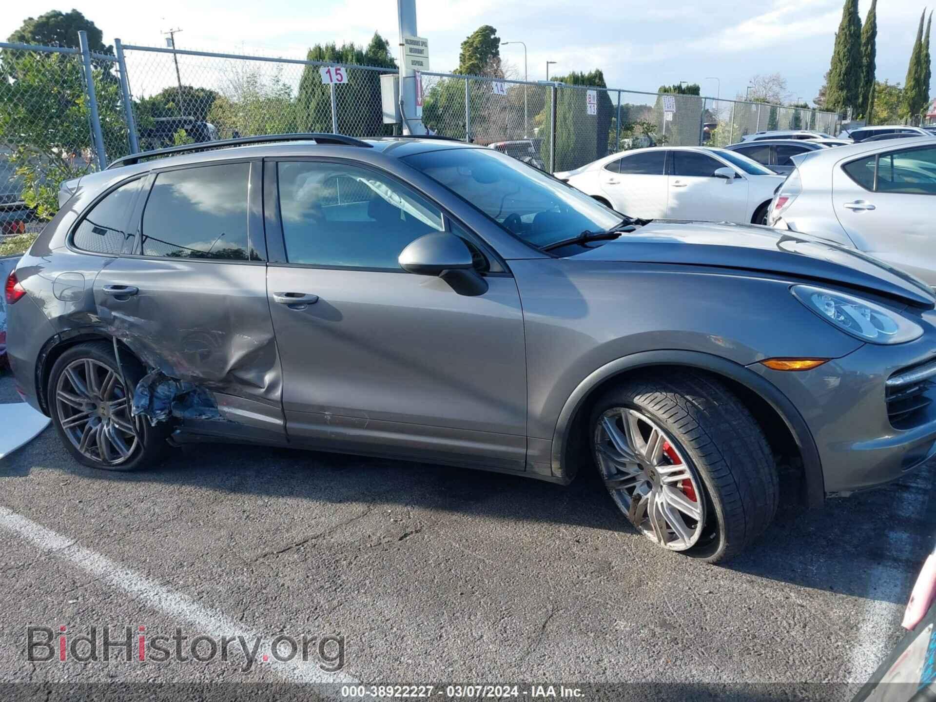 2011 PORSCHE CAYENNE - VIN: WP1AC2A22BLA87889 - Фото 13