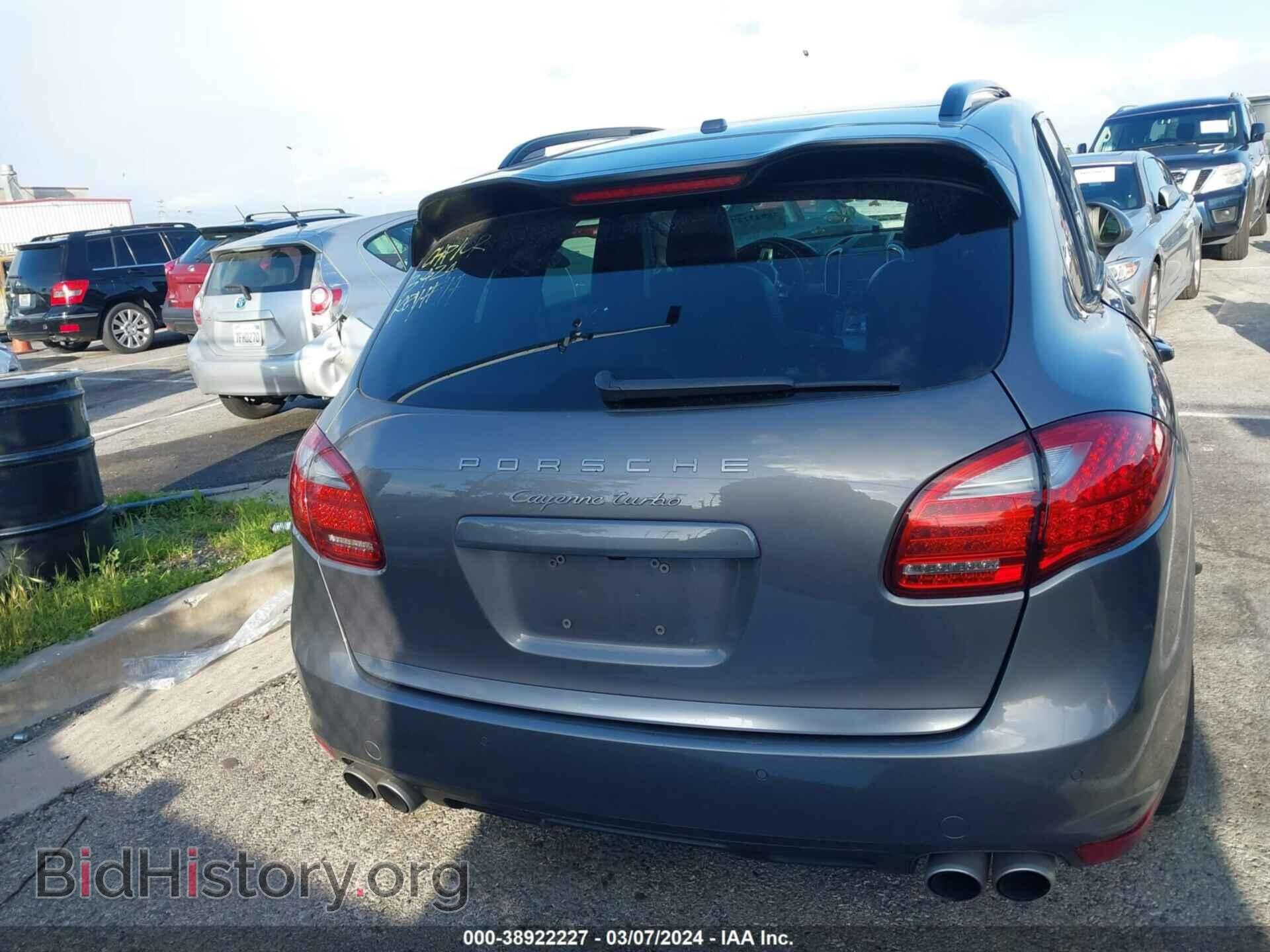 2011 PORSCHE CAYENNE - VIN: WP1AC2A22BLA87889 - Фото 16