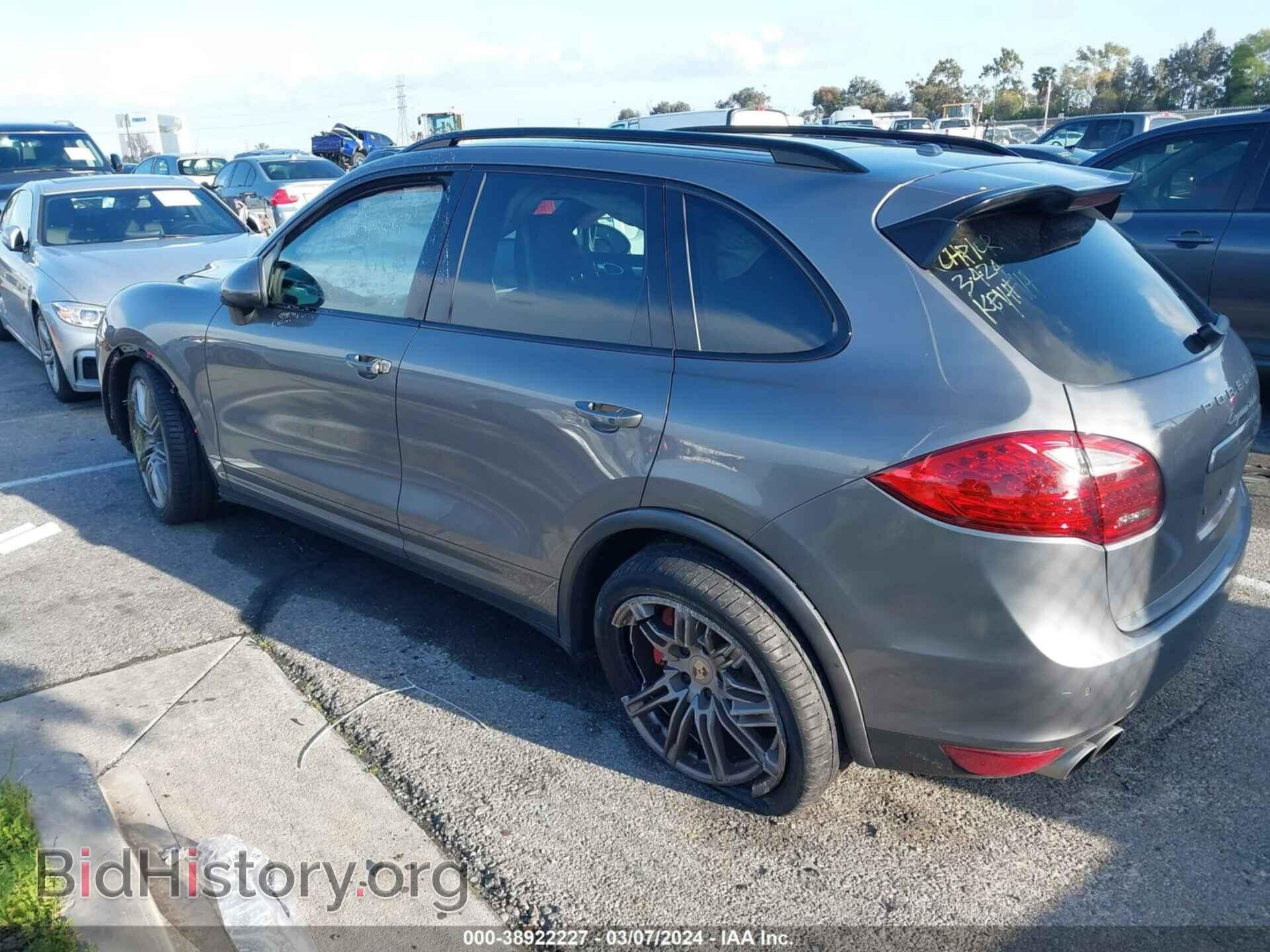 2011 PORSCHE CAYENNE - VIN: WP1AC2A22BLA87889 - Фото 3