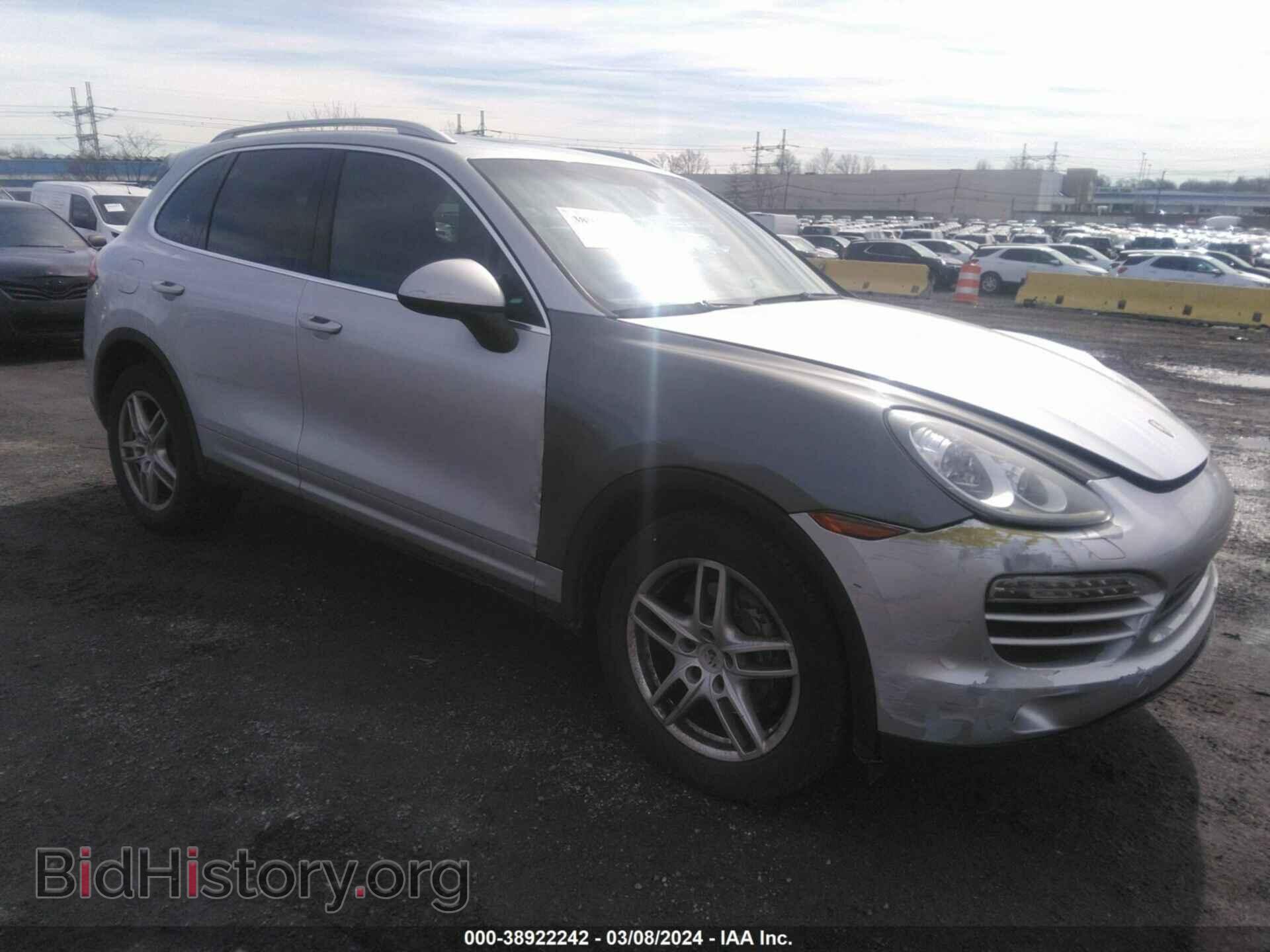 Photo WP1AA2A28BLA00096 - PORSCHE CAYENNE 2011