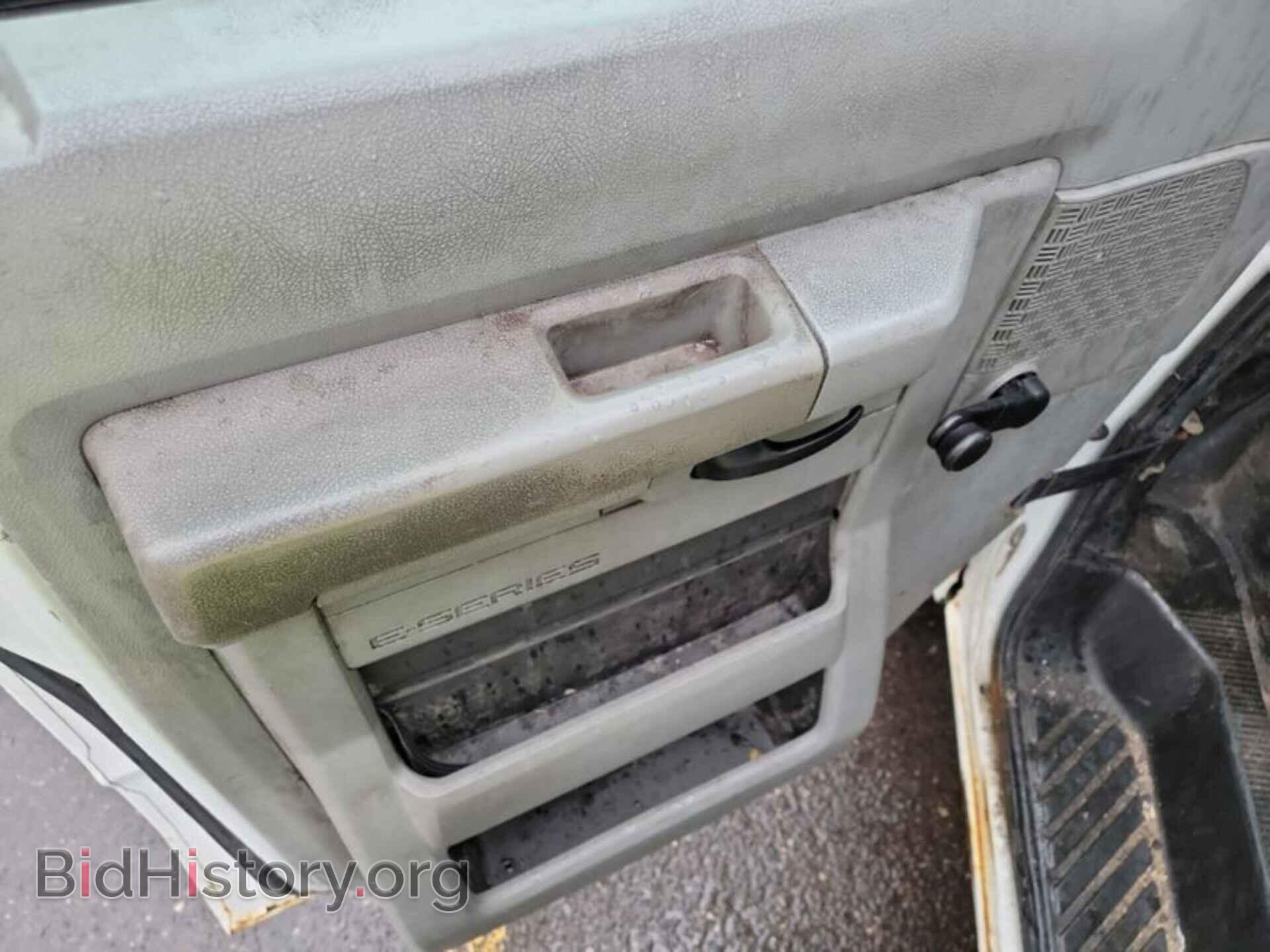 2010 FORD E-150 - VIN: 1FTNE1EW4ADA91746 - Фото 16