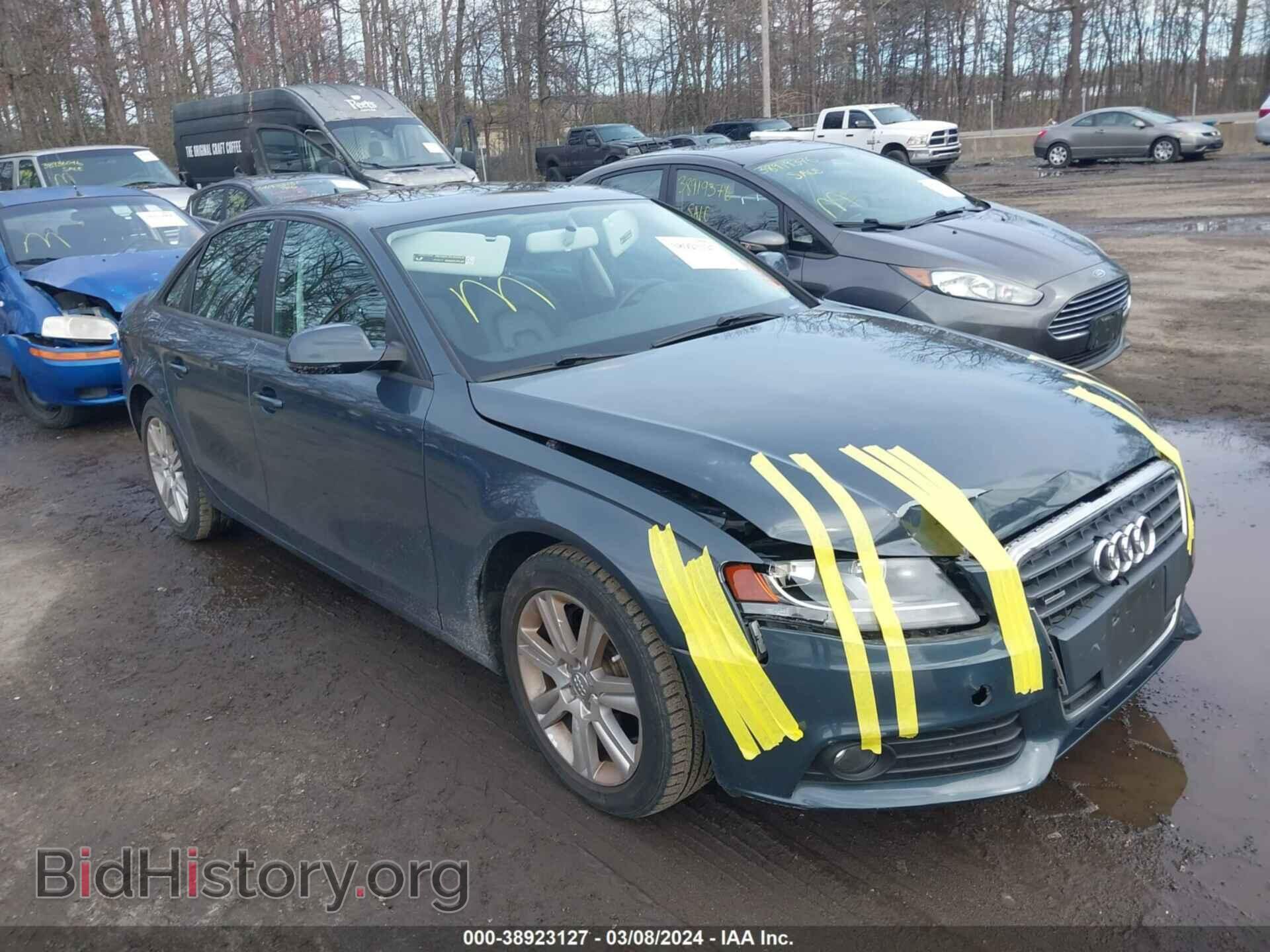 Photo WAUBFAFL9BN048422 - AUDI A4 2011