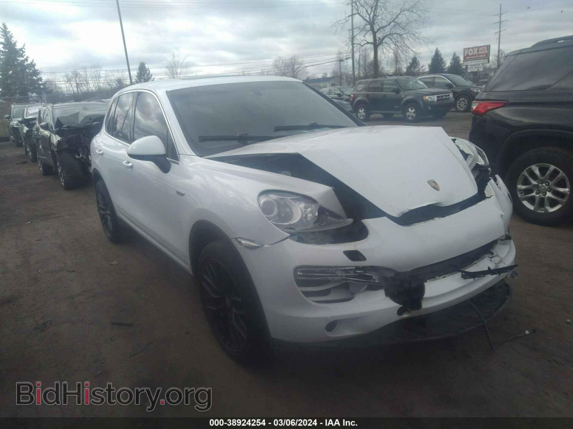 Фотография WP1AA2A25CLA08836 - PORSCHE CAYENNE 2012