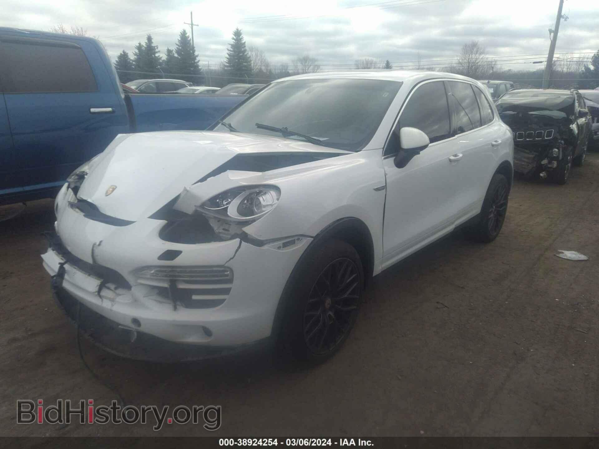 2012 PORSCHE CAYENNE - VIN: WP1AA2A25CLA08836 - Фото 2