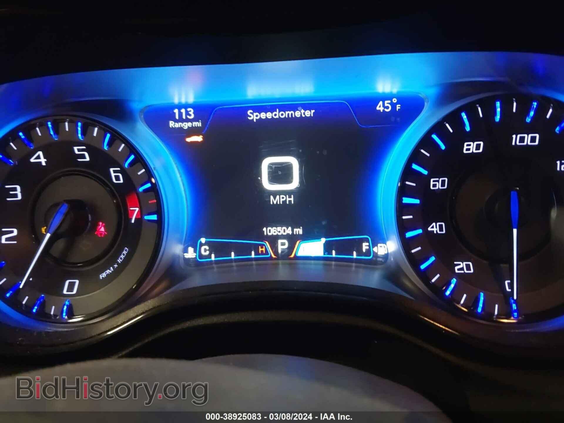 2016 CHRYSLER 300 - VIN: 2C3CCAGG7GH220520 - Фото 7