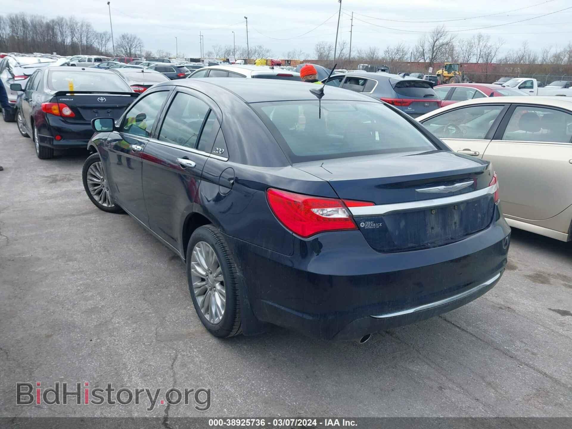 2012 CHRYSLER 200 - VIN: 1C3CCBCG2CN146064 - Фото 3