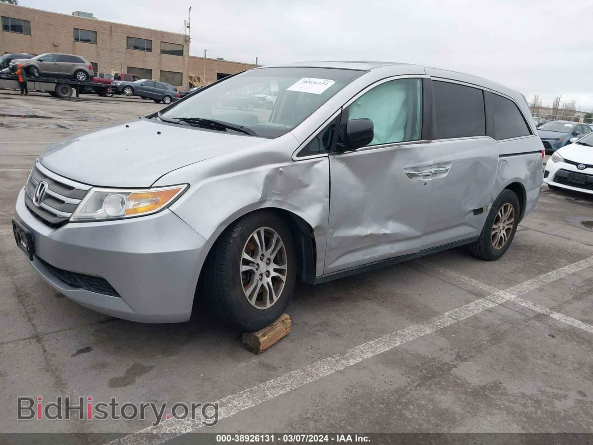 2011 HONDA ODYSSEY - VIN: 5FNRL5H61BB079316 - Фото 2