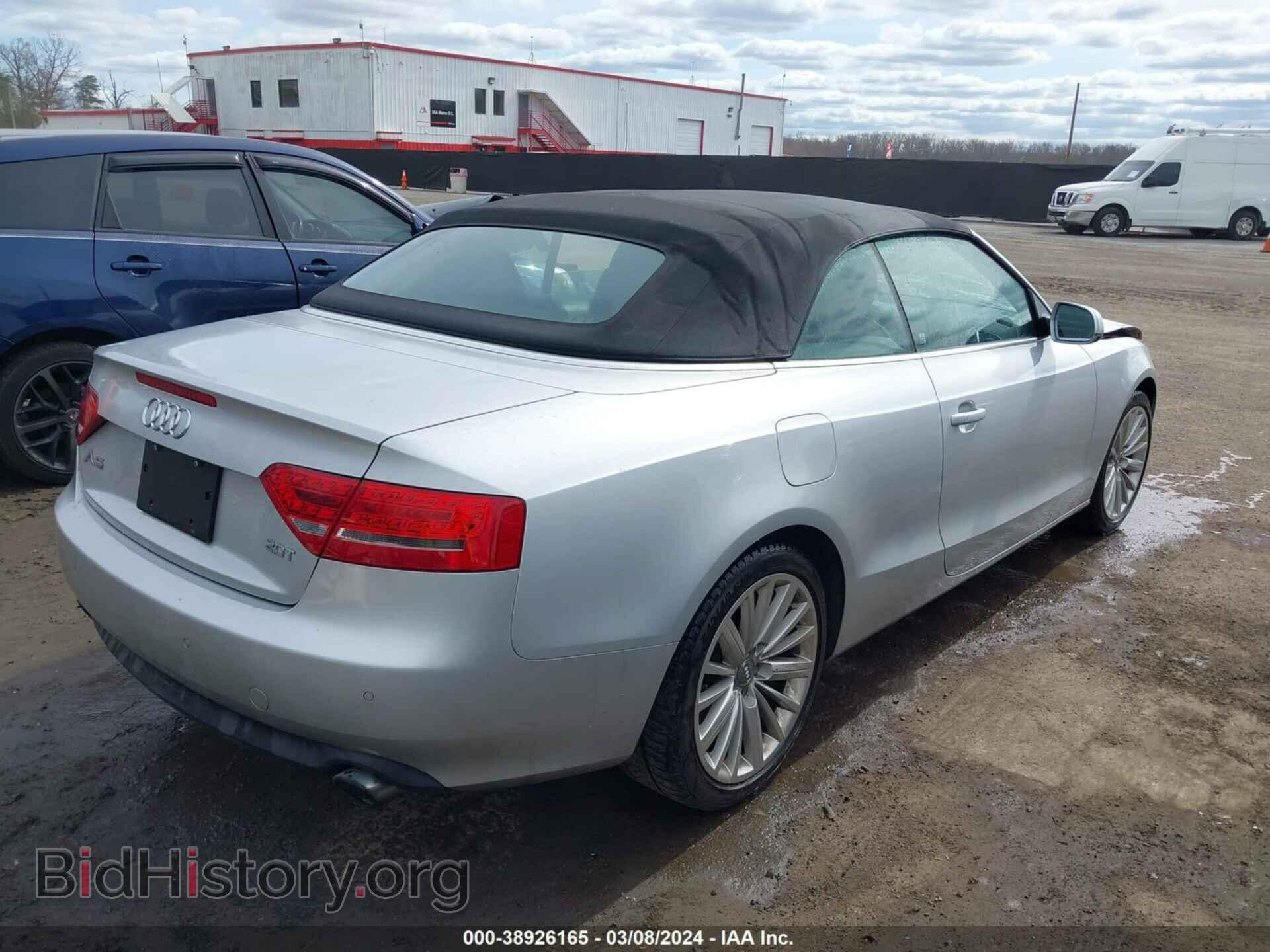 2012 AUDI A5 - VIN: WAUJFAFHXCN004857 - Фото 4