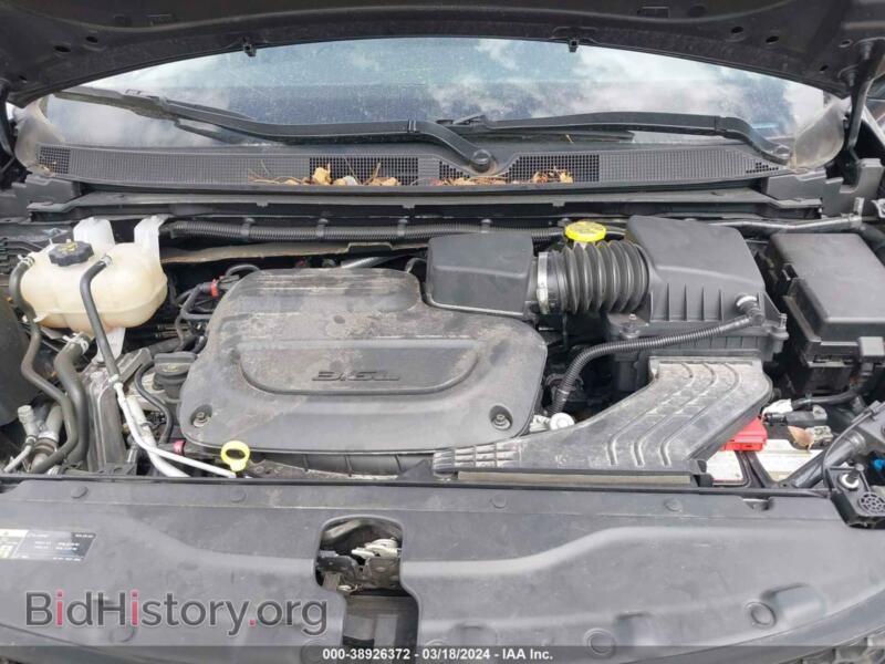 2020 Chrysler PACIFICA (VIN 2C4RC1EG5LR166163) — photo 10 of 16