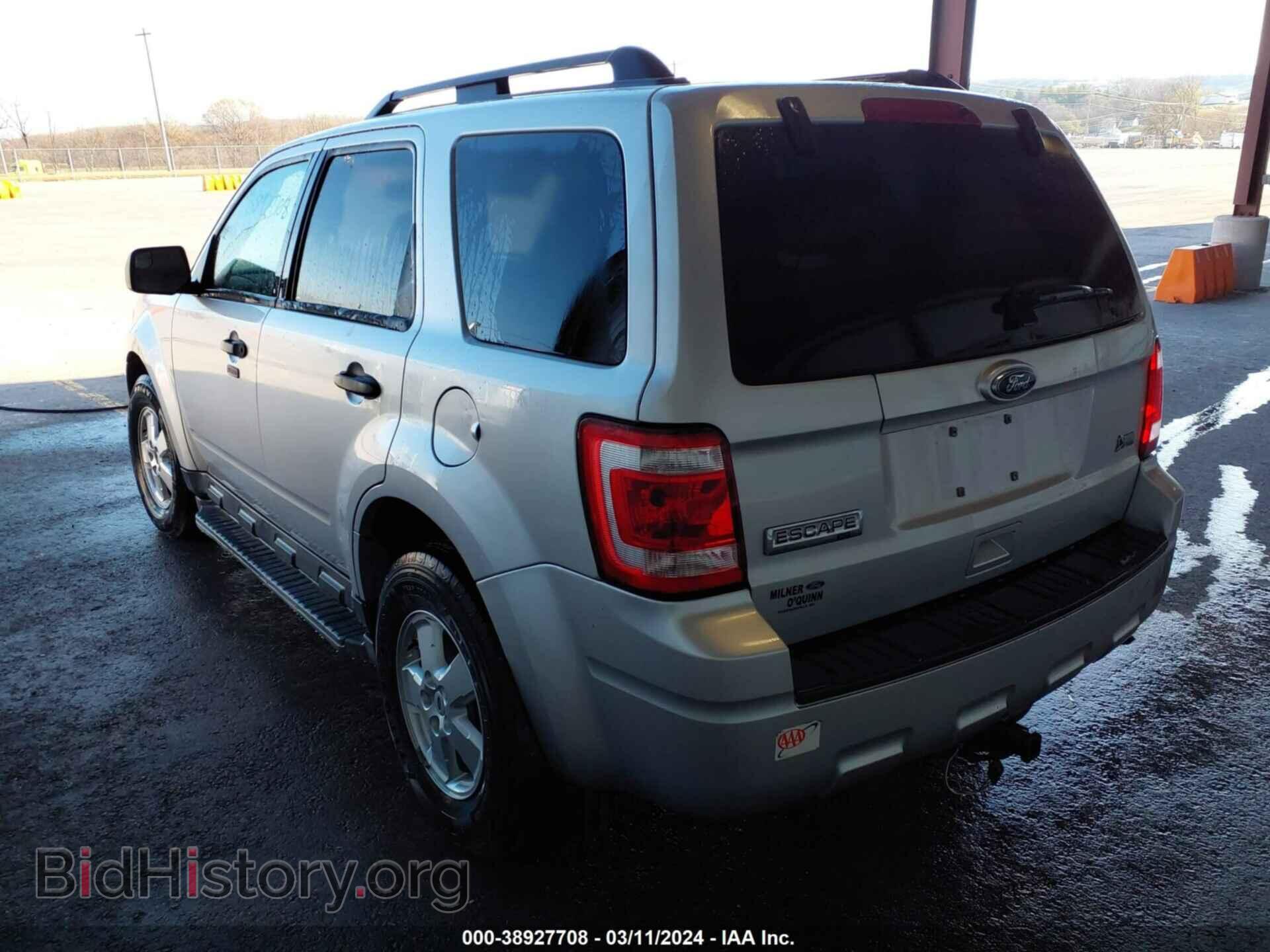 2010 FORD ESCAPE - VIN: 1FMCU0DG6AKA52856 - Фото 3