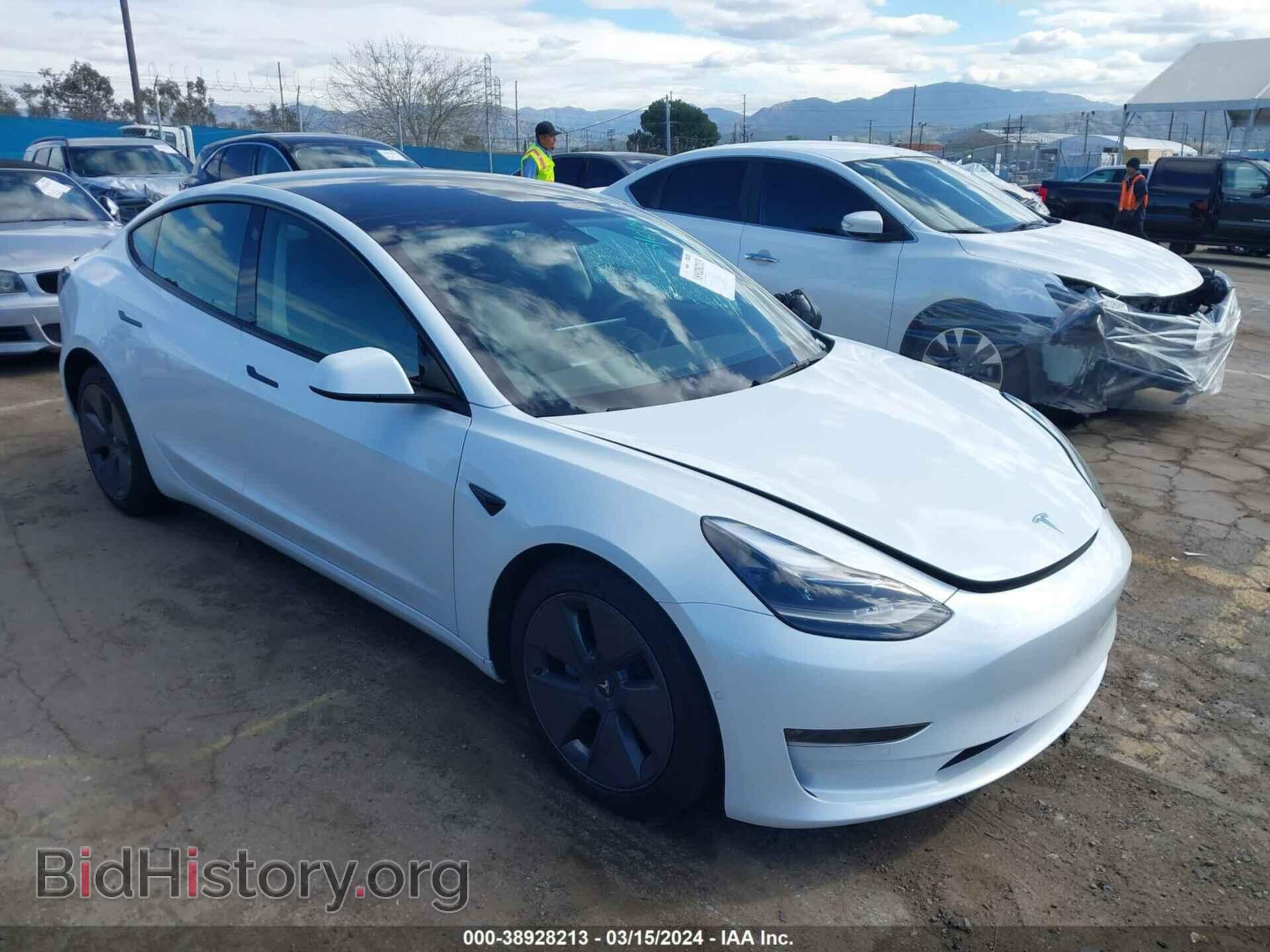 Фотография 5YJ3E1EB9NF250909 - TESLA MODEL 3 2022