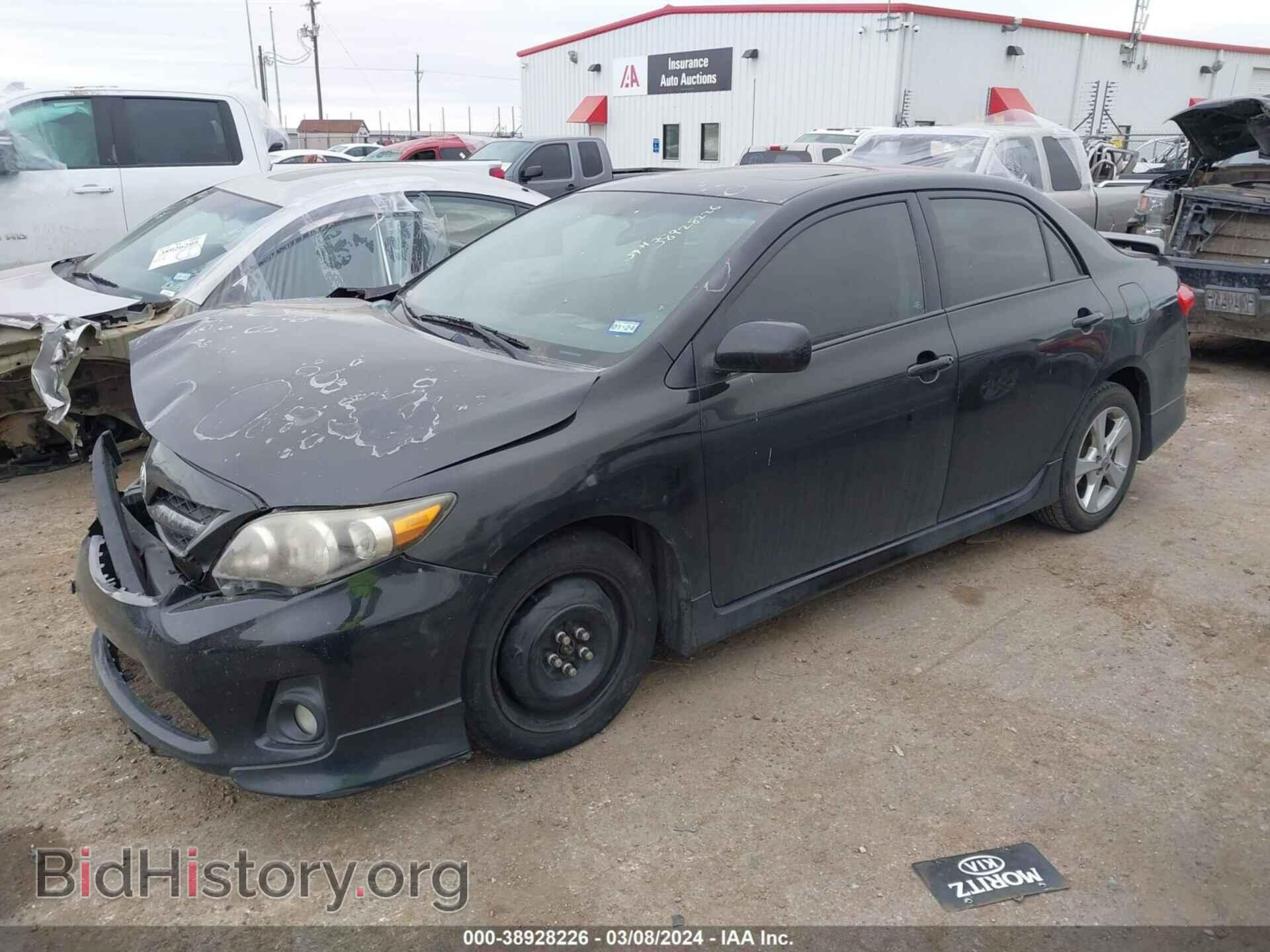 2011 TOYOTA COROLLA - VIN: 2T1BU4EEXBC744173 - Фото 2