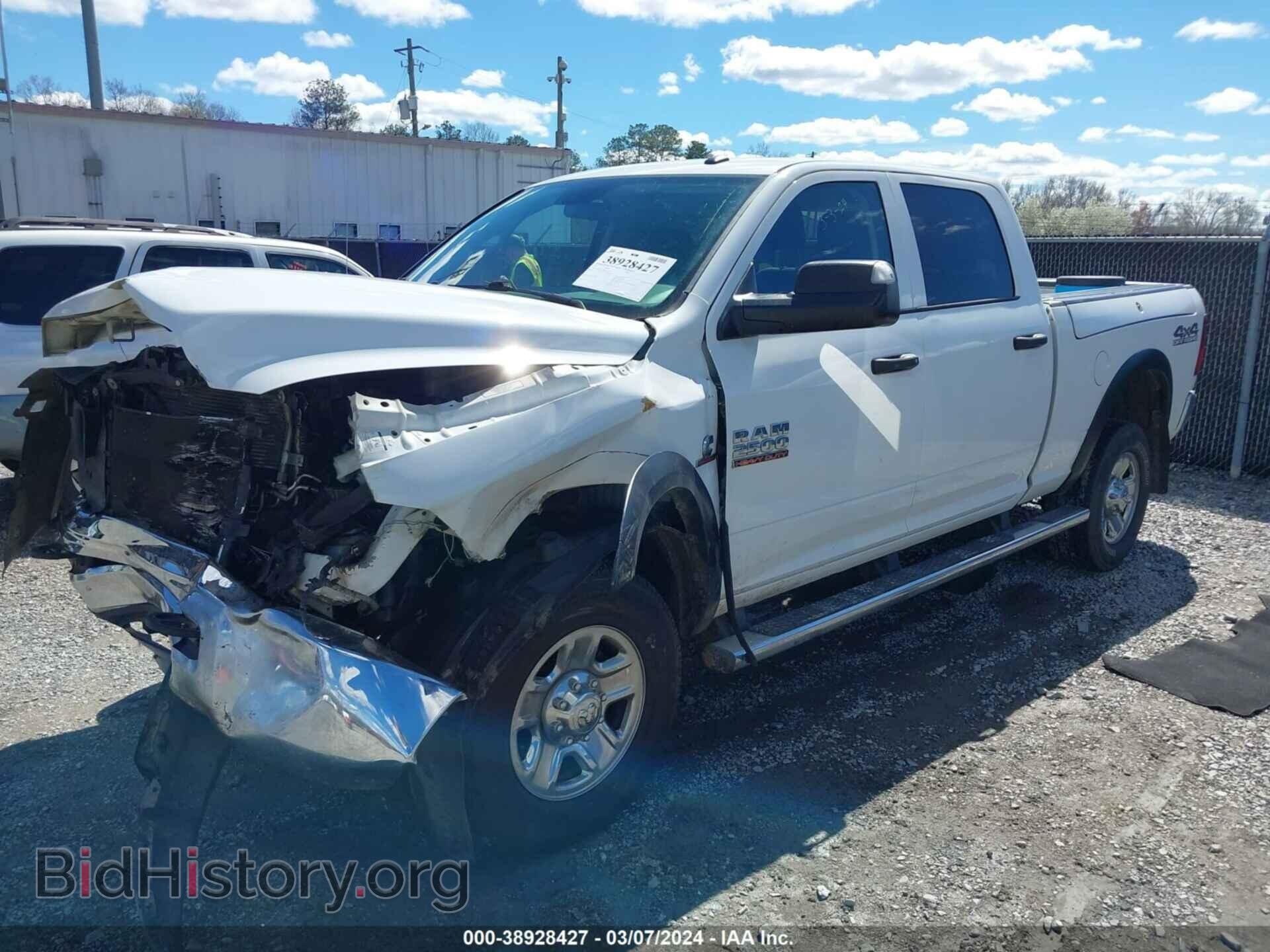 2017 RAM 2500 - VIN: 3C6UR5CL8HG727055 - Фото 2