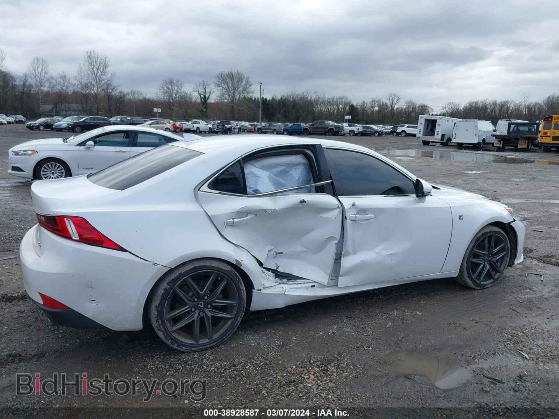 2014 LEXUS IS 250 - VIN: JTHCF1D22E5000846 - Photo 6