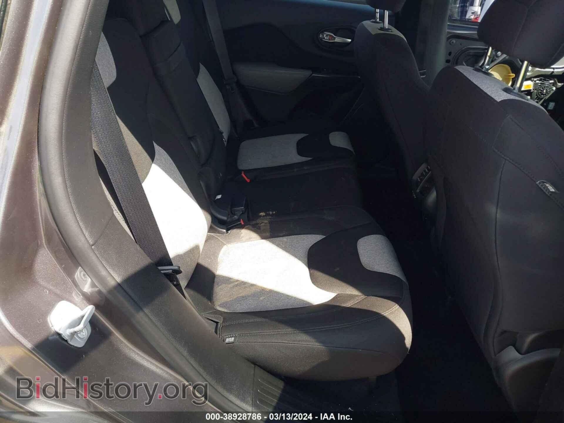 2014 JEEP CHEROKEE - VIN: 1C4PJLCB4EW147906 - Фото 8