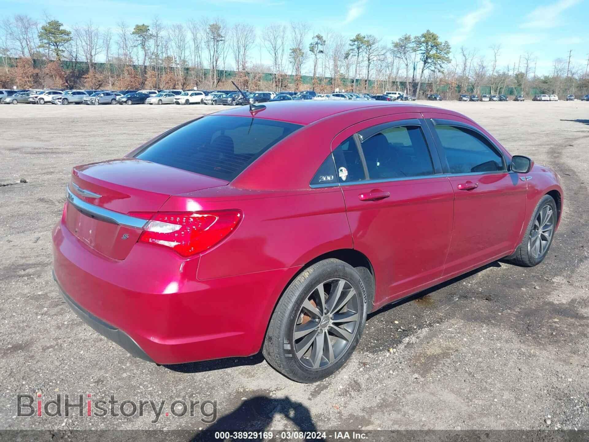 2011 CHRYSLER 200 - VIN: 1C3BC8FG8BN567408 - Фото 4