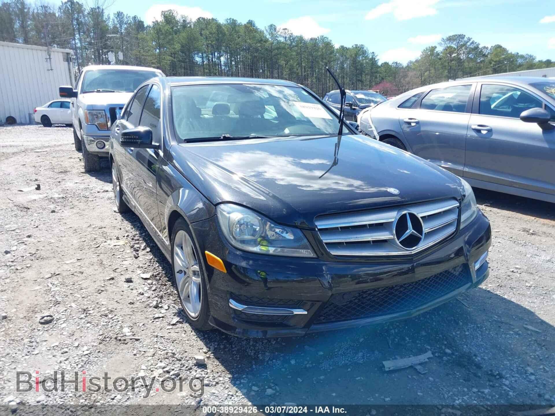 Photo WDDGF4HB4DA791102 - MERCEDES-BENZ C 250 2013