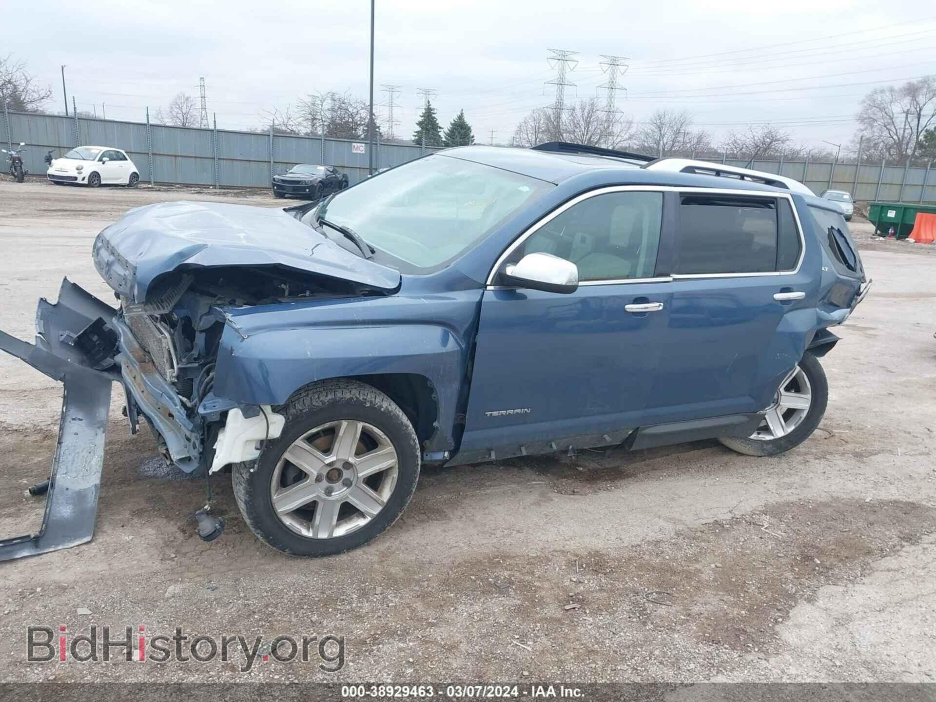 2011 GMC TERRAIN - VIN: 2CTFLXE5XB6329432 - Photo 2
