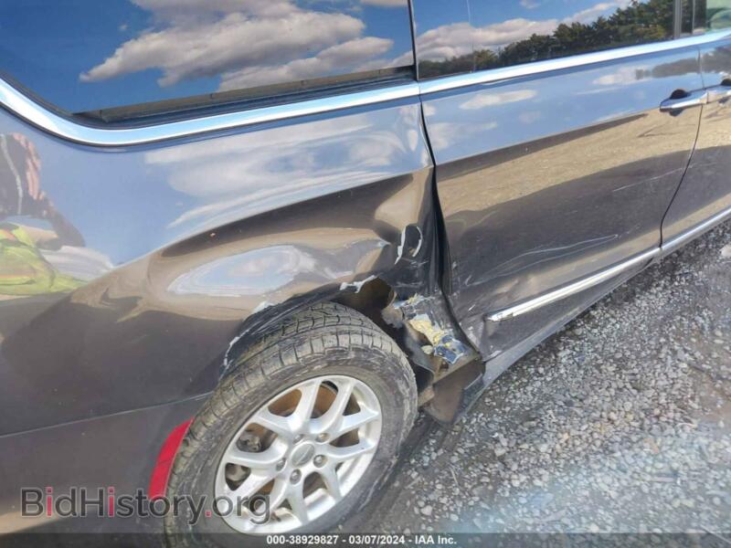 2020 Chrysler PACIFICA (VIN 2C4RC1BGXLR177194) — фото 6 из 16
