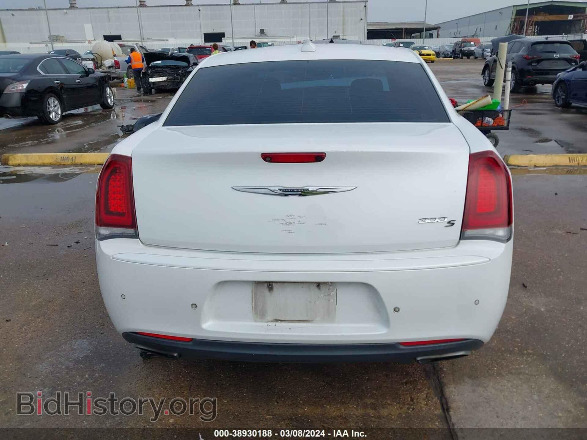 2015 CHRYSLER 300 - VIN: 2C3CCABG4FH763412 - Фото 16
