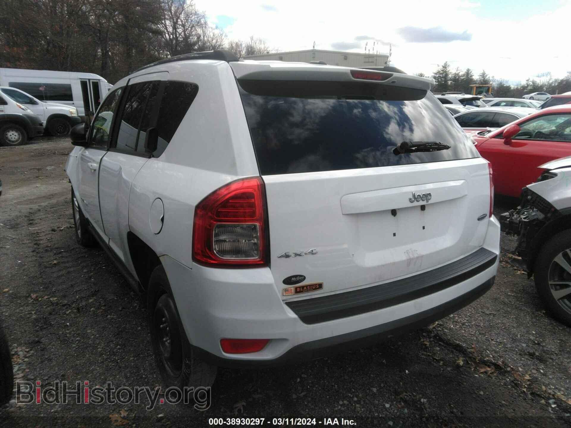 2012 JEEP COMPASS - VIN: 1C4NJDEB5CD563563 - Фото 3
