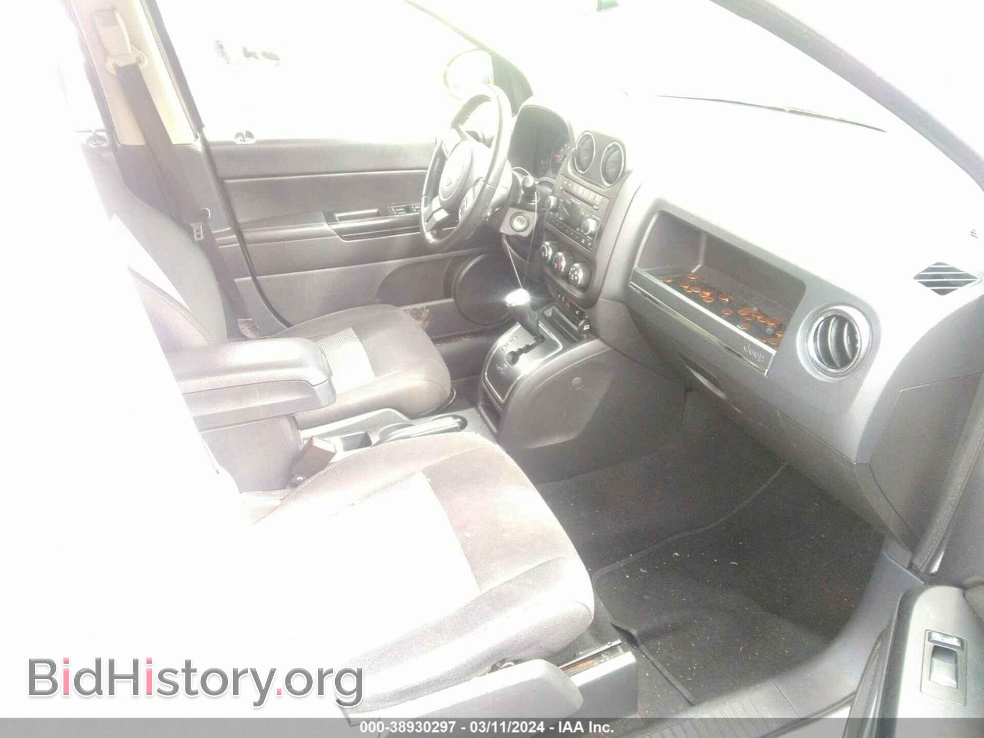 2012 JEEP COMPASS - VIN: 1C4NJDEB5CD563563 - Фото 5