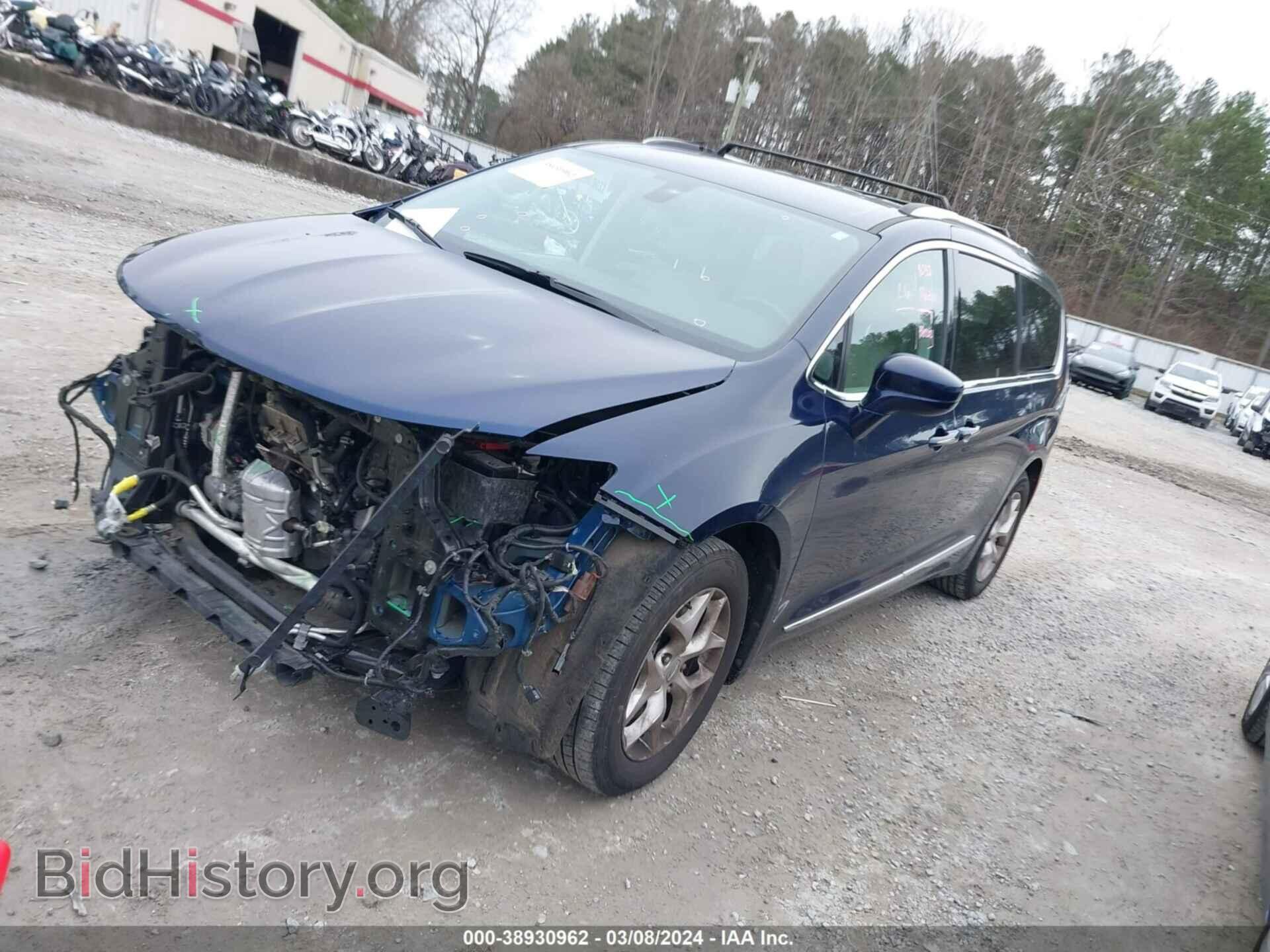 2018 CHRYSLER PACIFICA - VIN: 2C4RC1EG0JR318105 - Фото 2