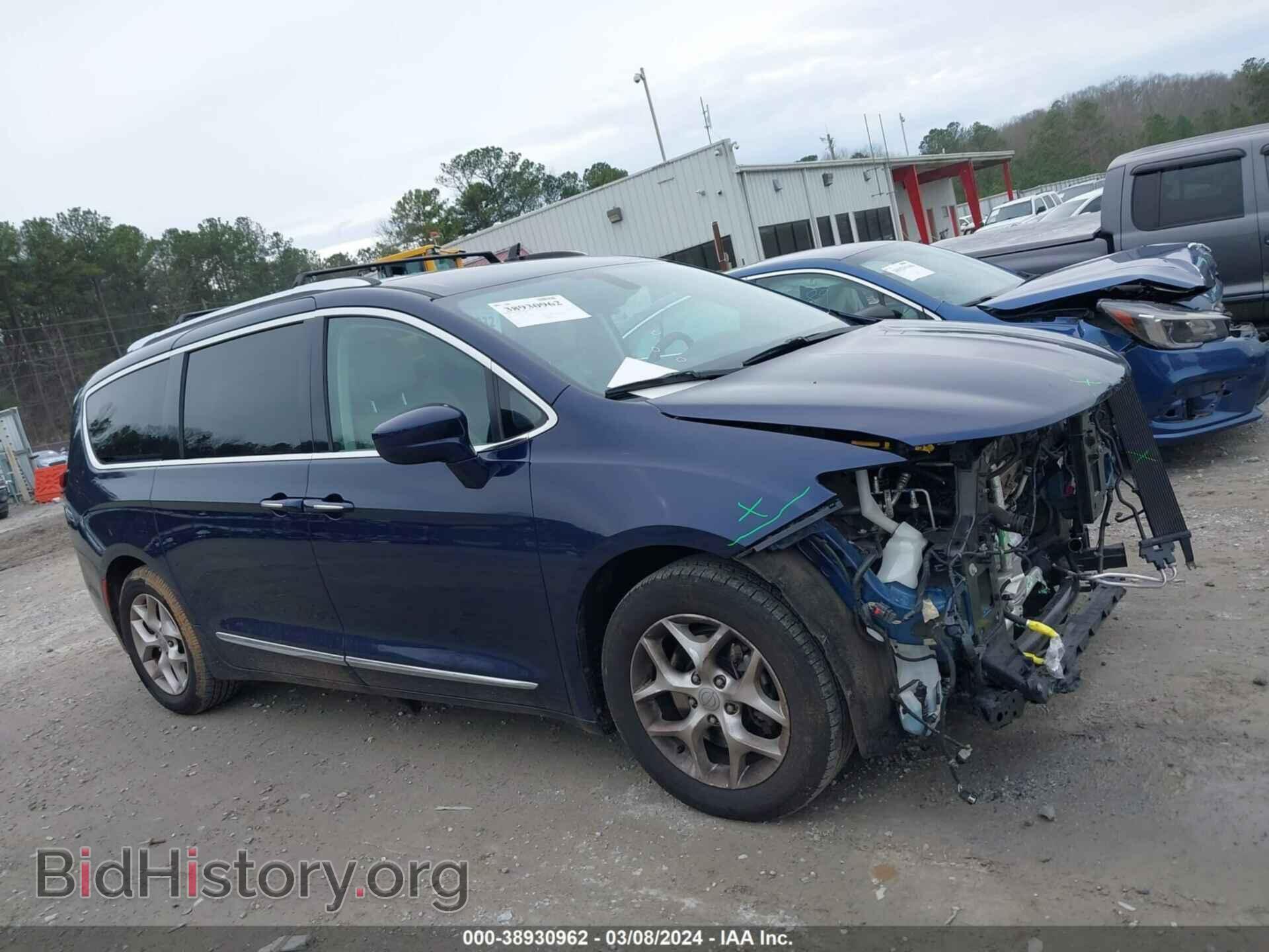 2018 CHRYSLER PACIFICA - VIN: 2C4RC1EG0JR318105 - Фото 13