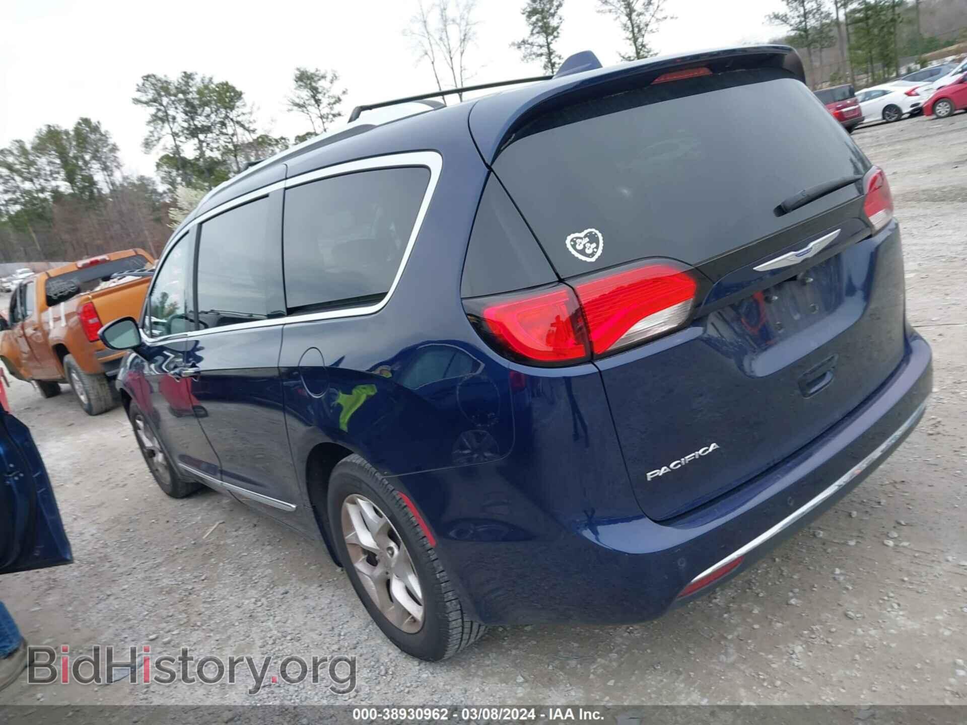 2018 CHRYSLER PACIFICA - VIN: 2C4RC1EG0JR318105 - Фото 3