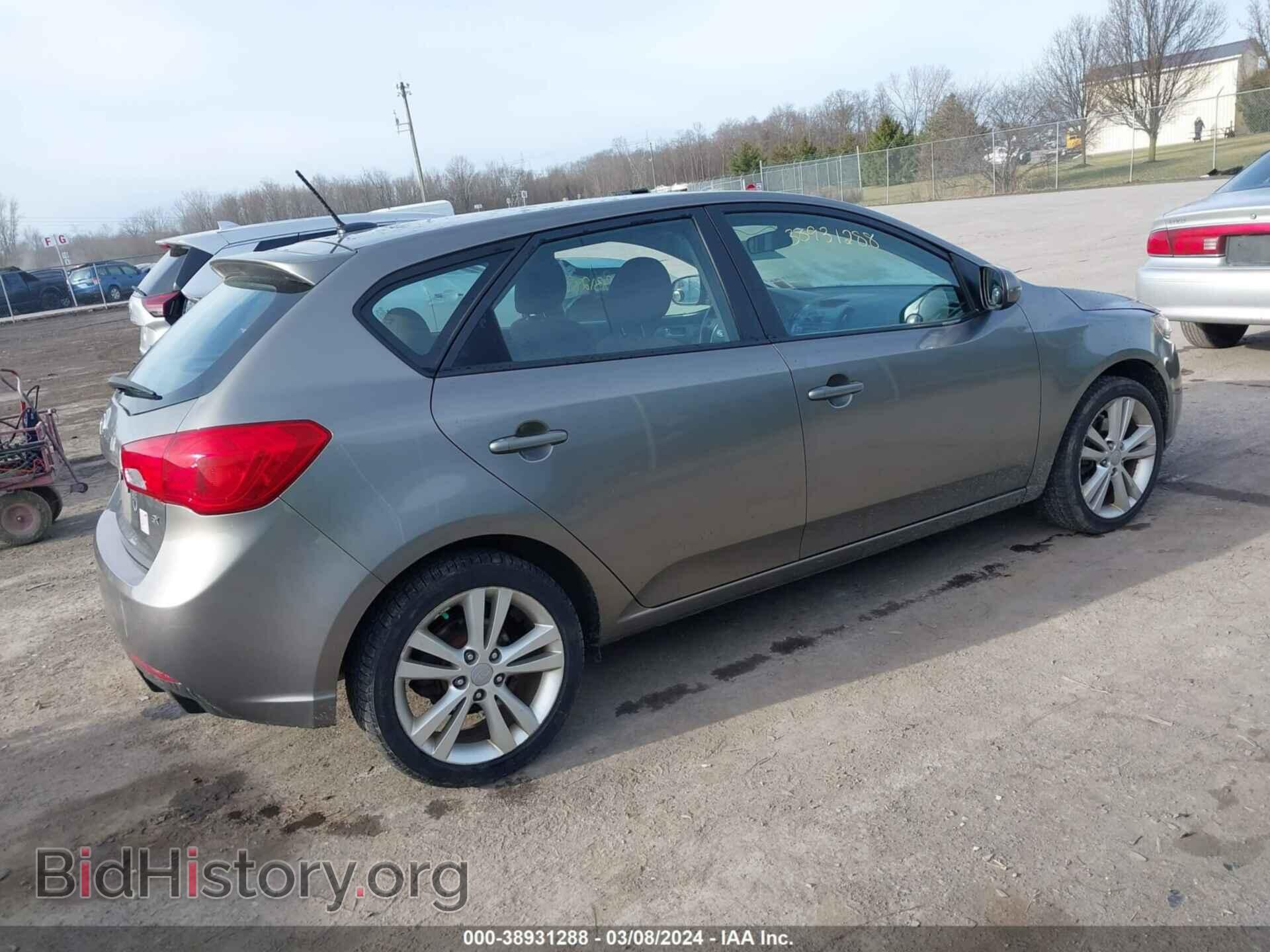 2011 KIA FORTE - VIN: KNAFW5A37B5386045 - Фото 4